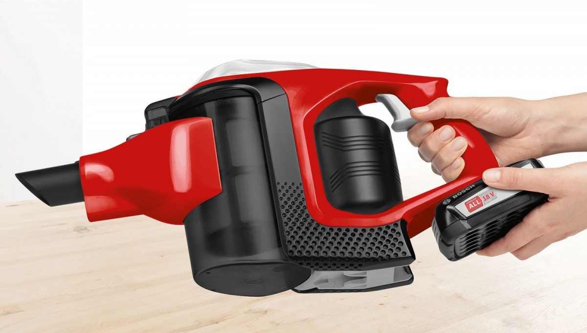 

Odkurzacz pionowy Bosch BBS812PCK czerwony