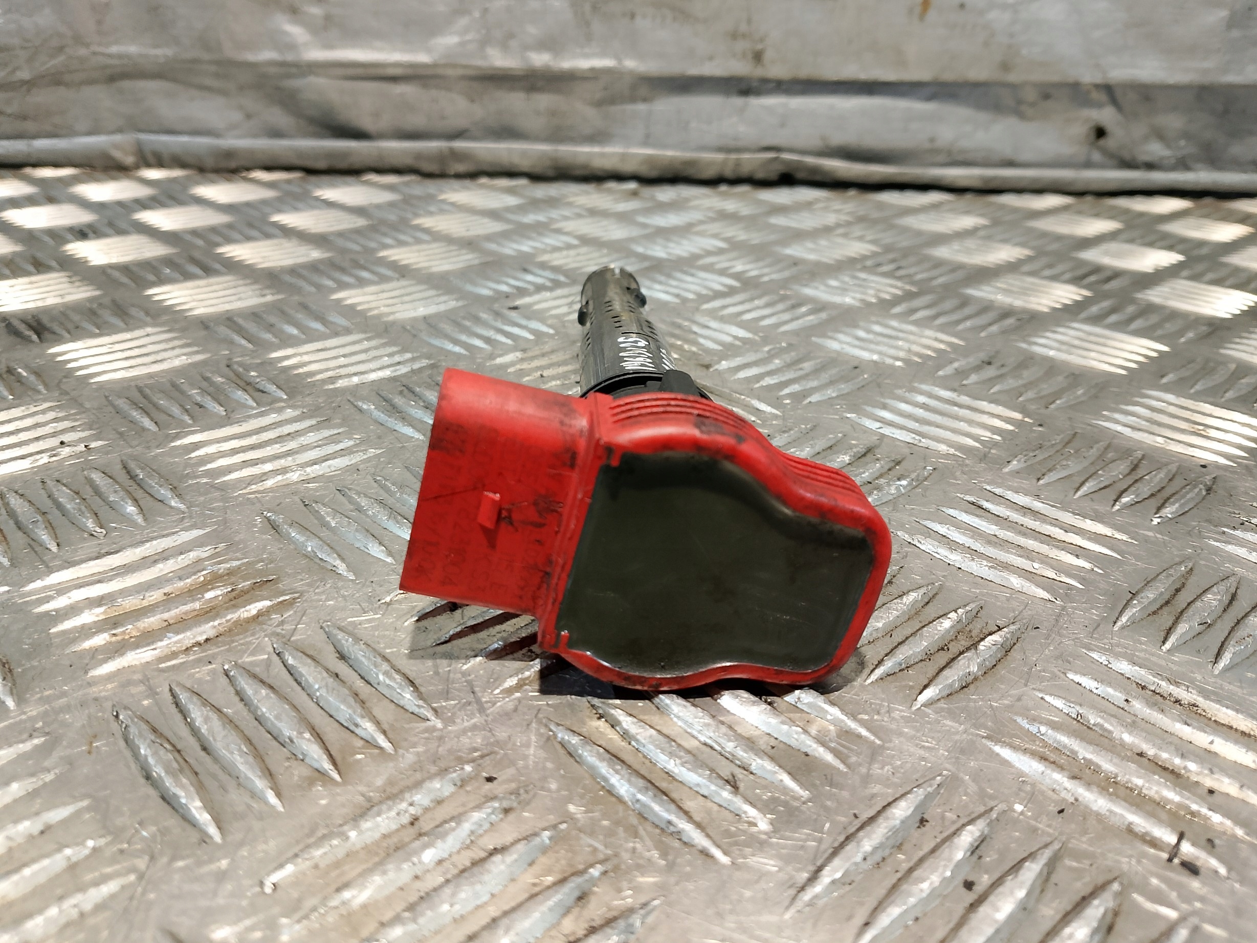coil ignition AUDIA4 B6 2.0 FSI O6E905115E