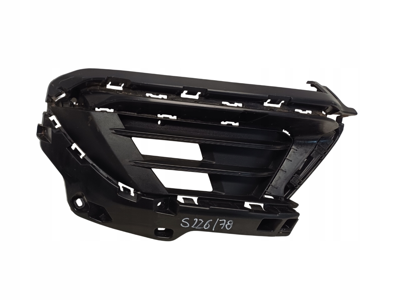 KIA SPORTAGE 5 V 21- KRATKA ZDERZAKA LEWY PRZÓD 86563R2010