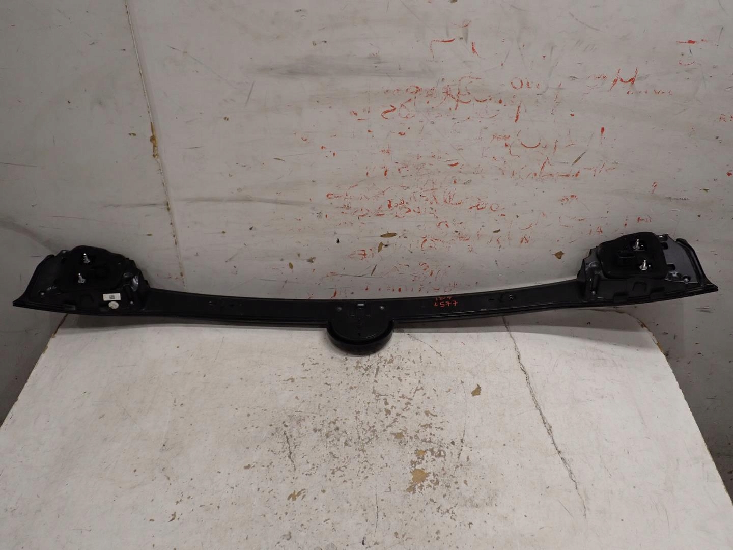 cap bonnet light rear part VW ID4 11A945093