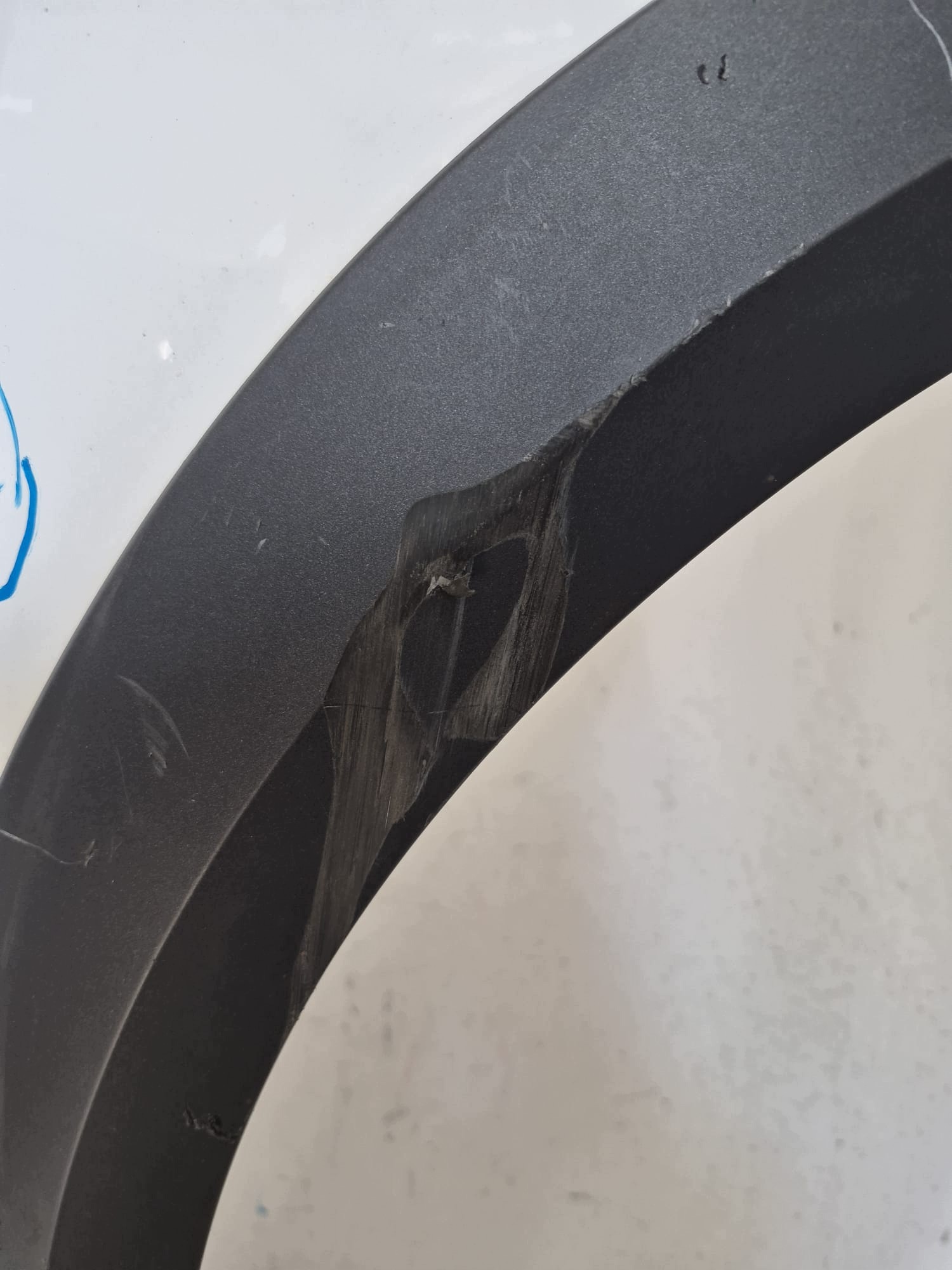AUDI A4 8W B9 ALLROAD LIFT 19- fender right front front moulding