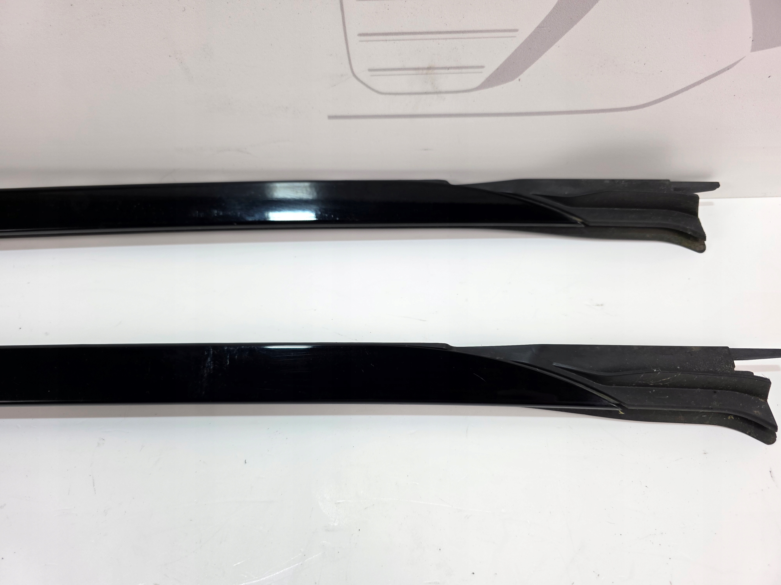 moulding windows windscreen left BMW X7 G07 LCI 7434873