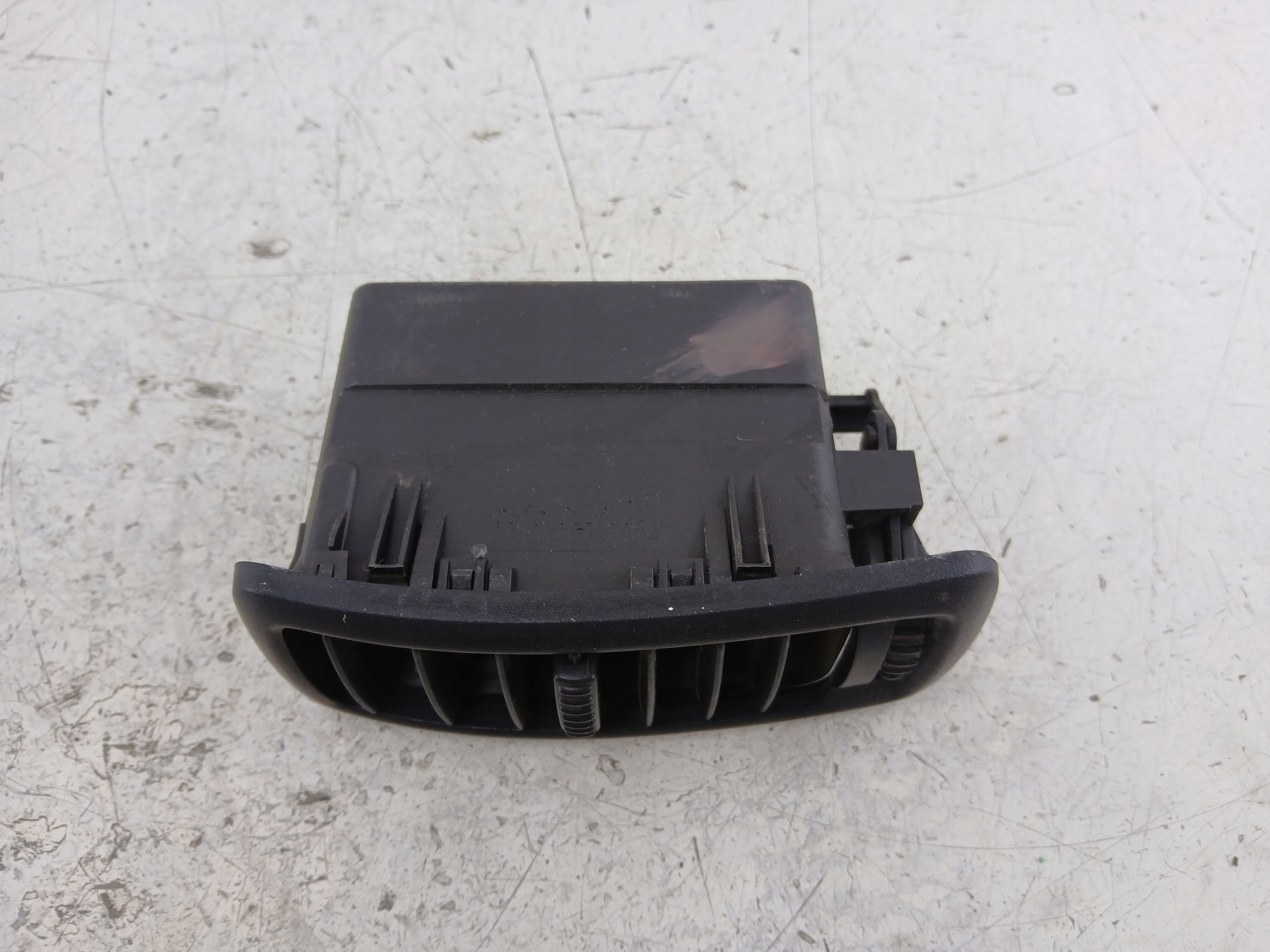 RENAULT TRAFIC II VIVARO grid air conditioning devices central