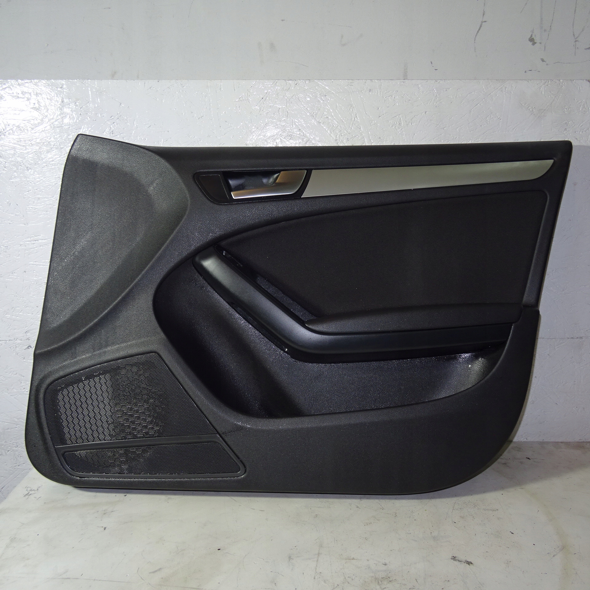 AUDI A5 upholstery door 8K0867106