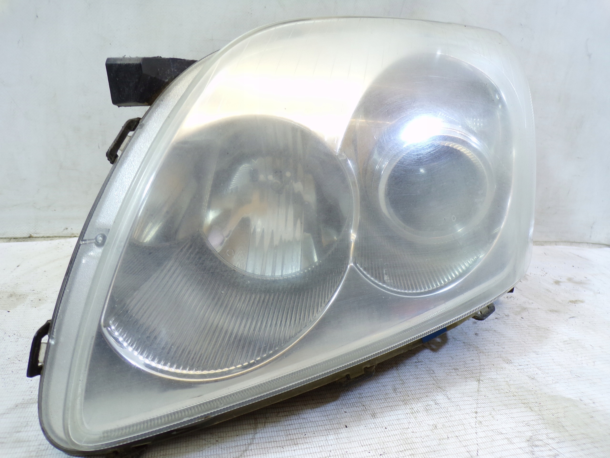 light front front left TOYOTA AVENSIS T25 (3) (K1)