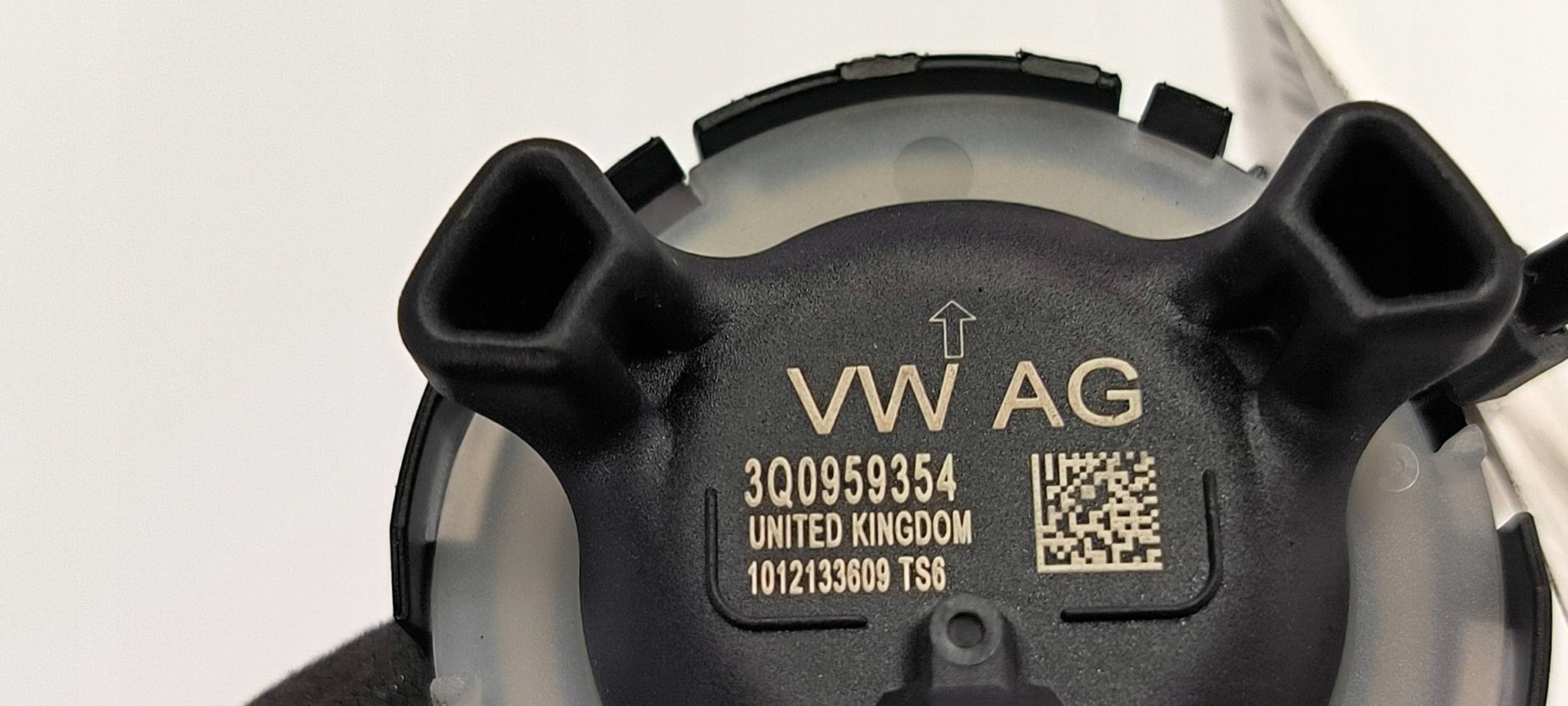 impact sensor 3Q0959354 SKODA OCTAVIA III