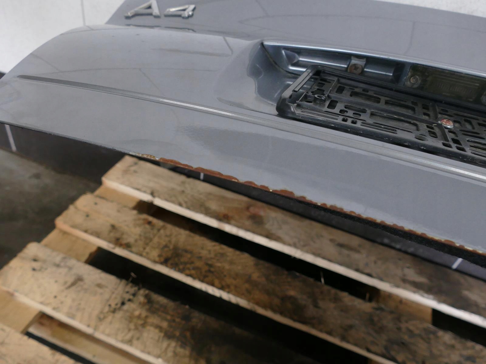AUDI A4 B5 sedan trunk door boot LY7L