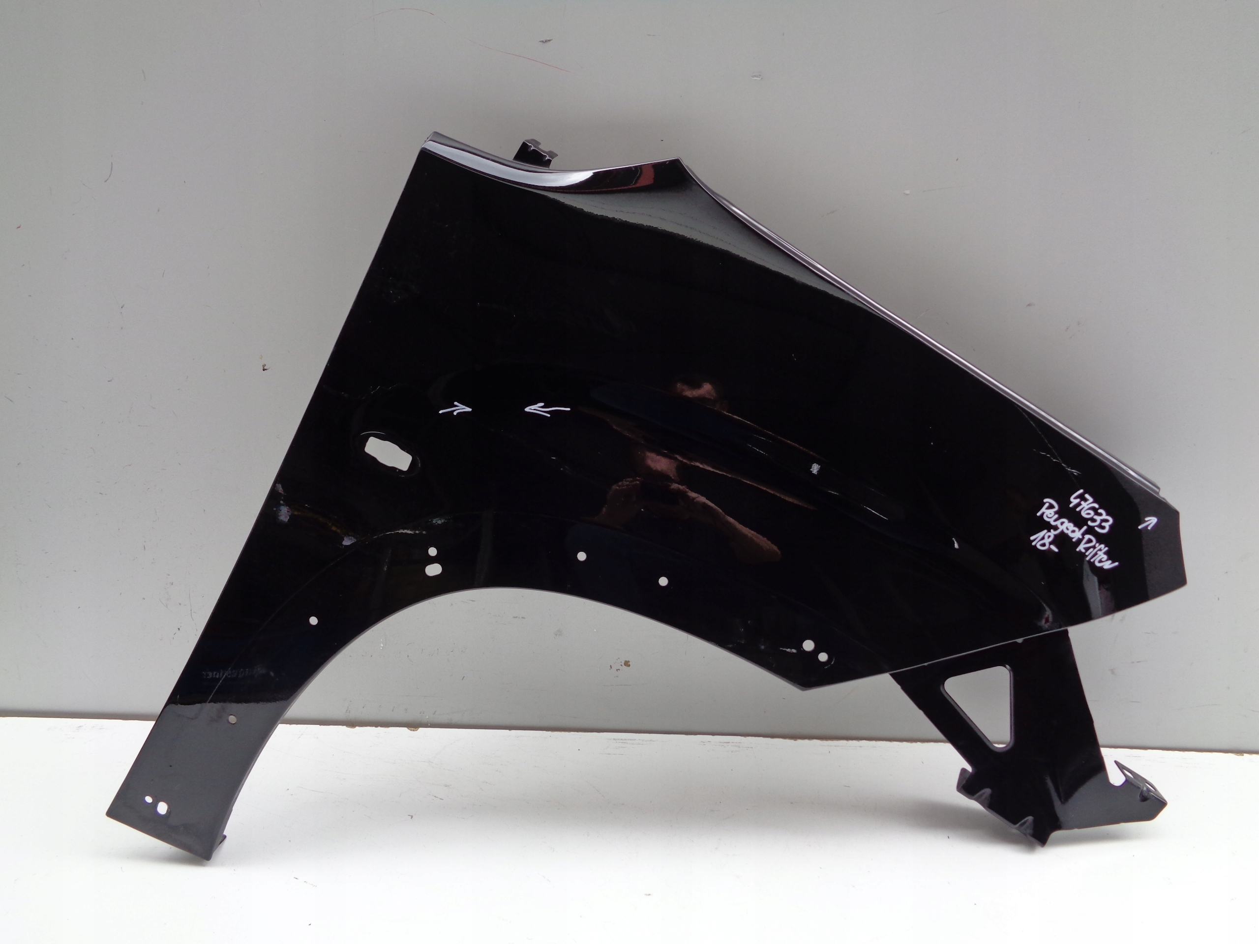 fender right front PEUGEOT RIFTER 18- NR 47633