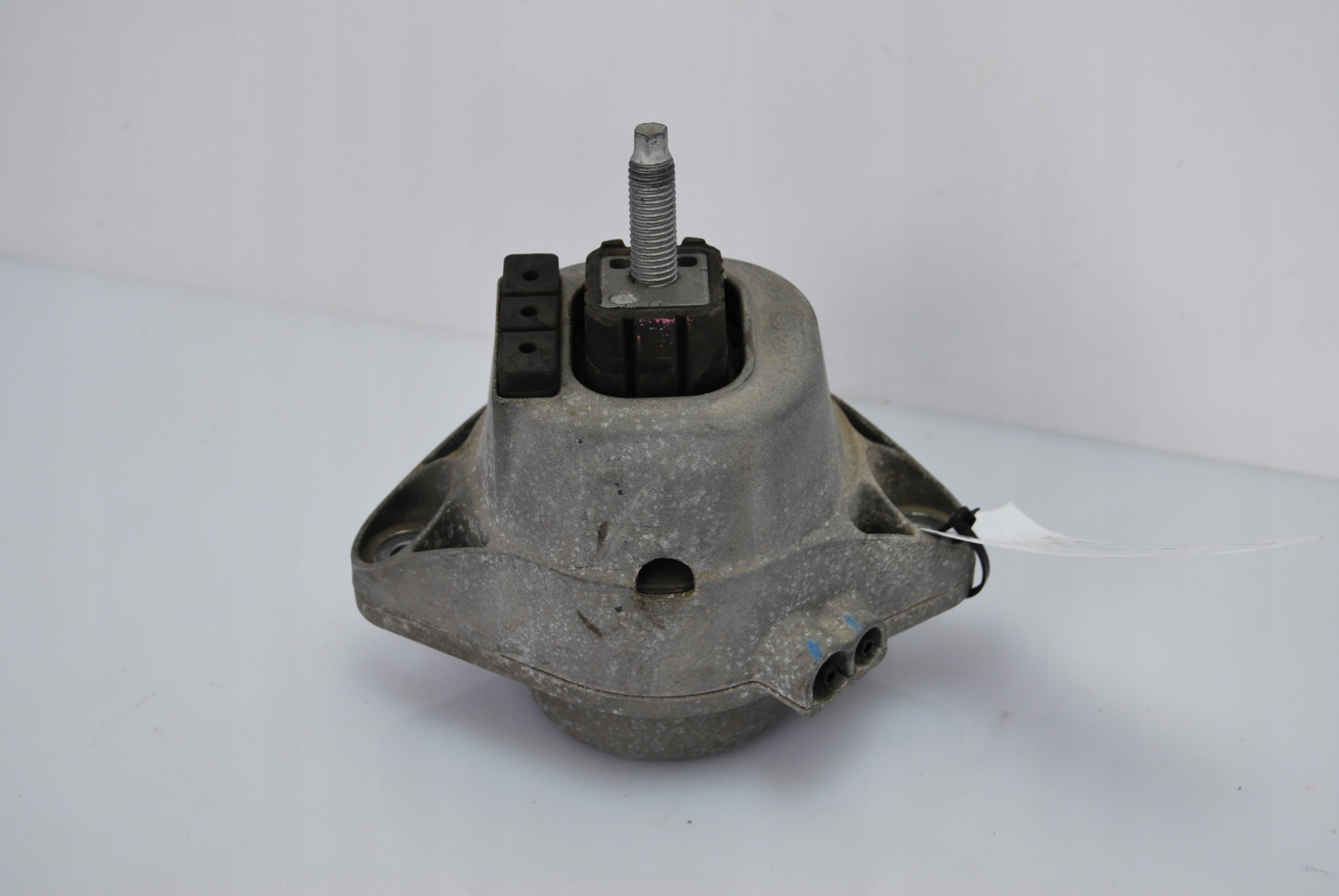left engine mount Chevrolet Camaro 2.0L 2016+