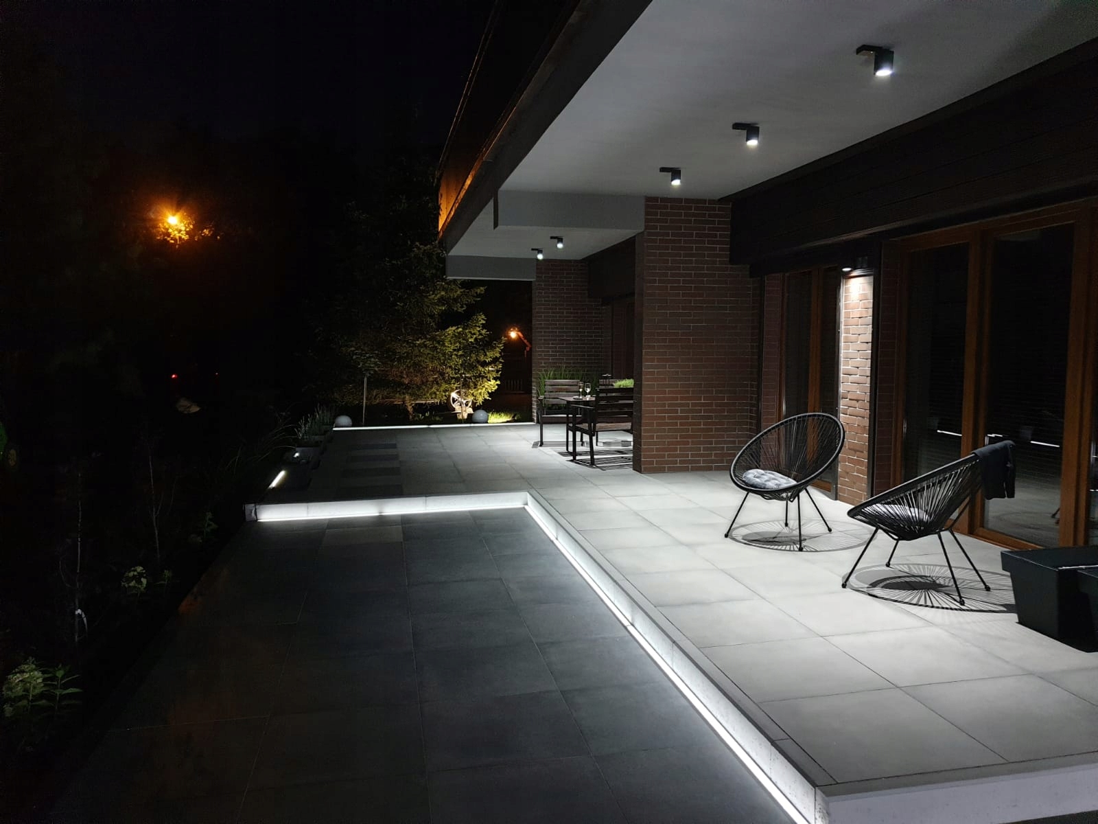 Oprawa liniowa lampa najazdowa CCT 100cm 24V DC Rodzaj inny