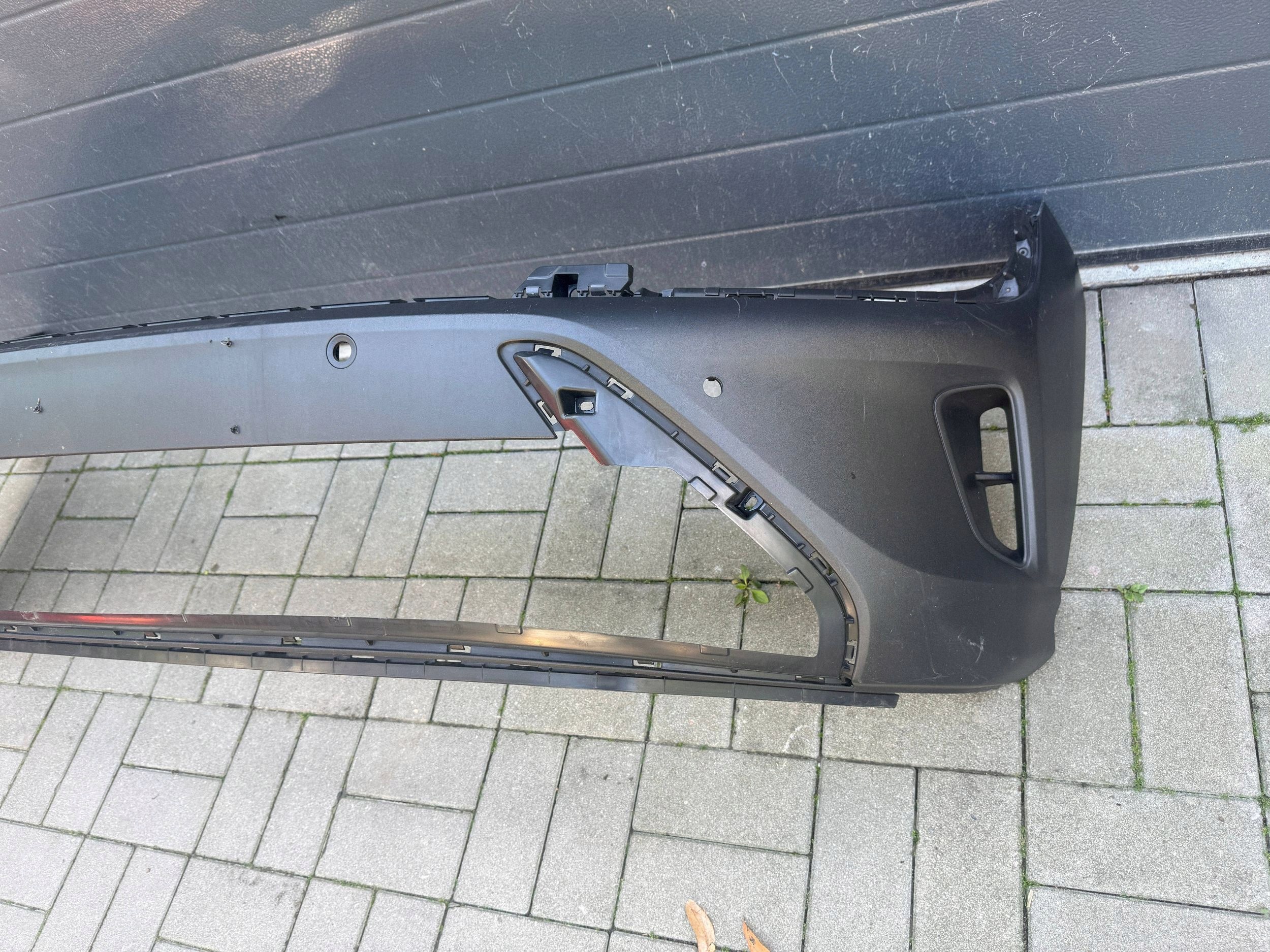 Hyundai Kona Lift 20- bumper front front