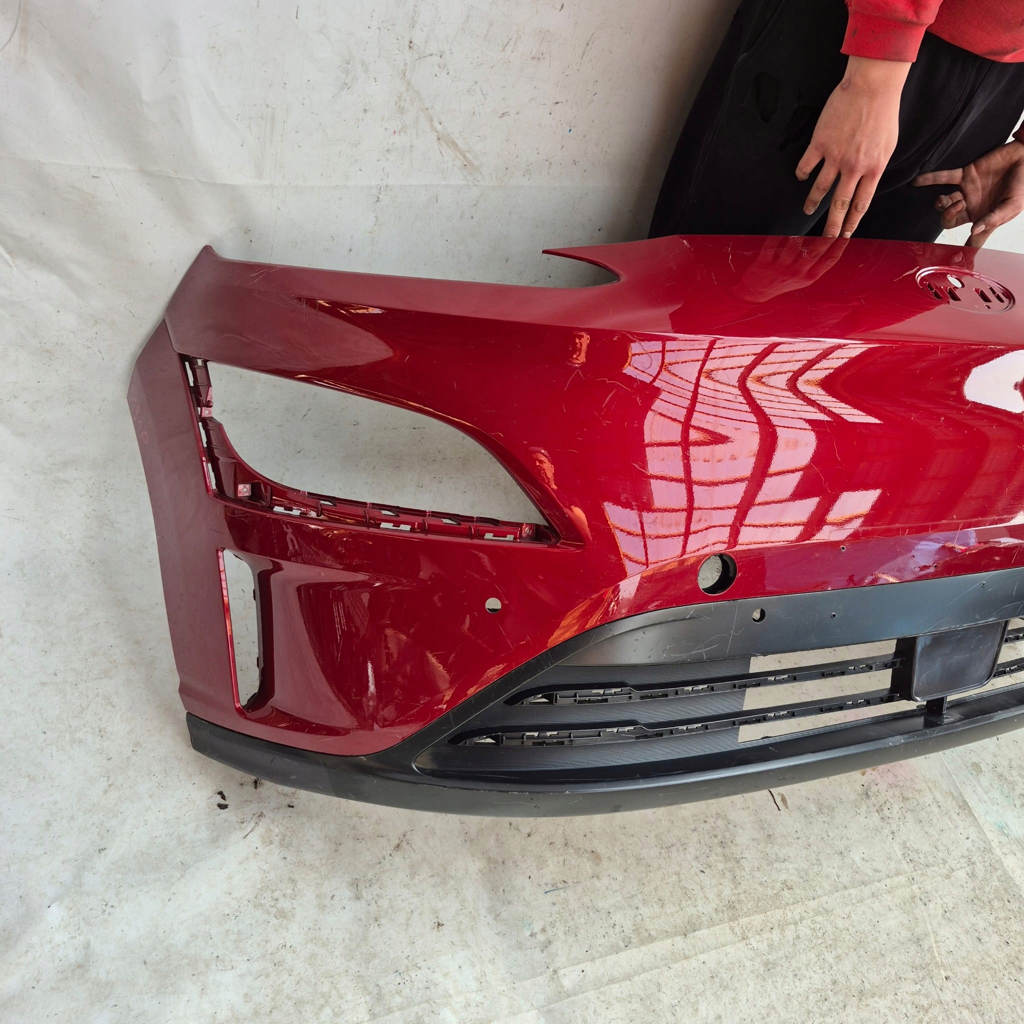 HYUNDAI KONA ELECTRIC and 1 LIFT 20-23 bumper front front PDC