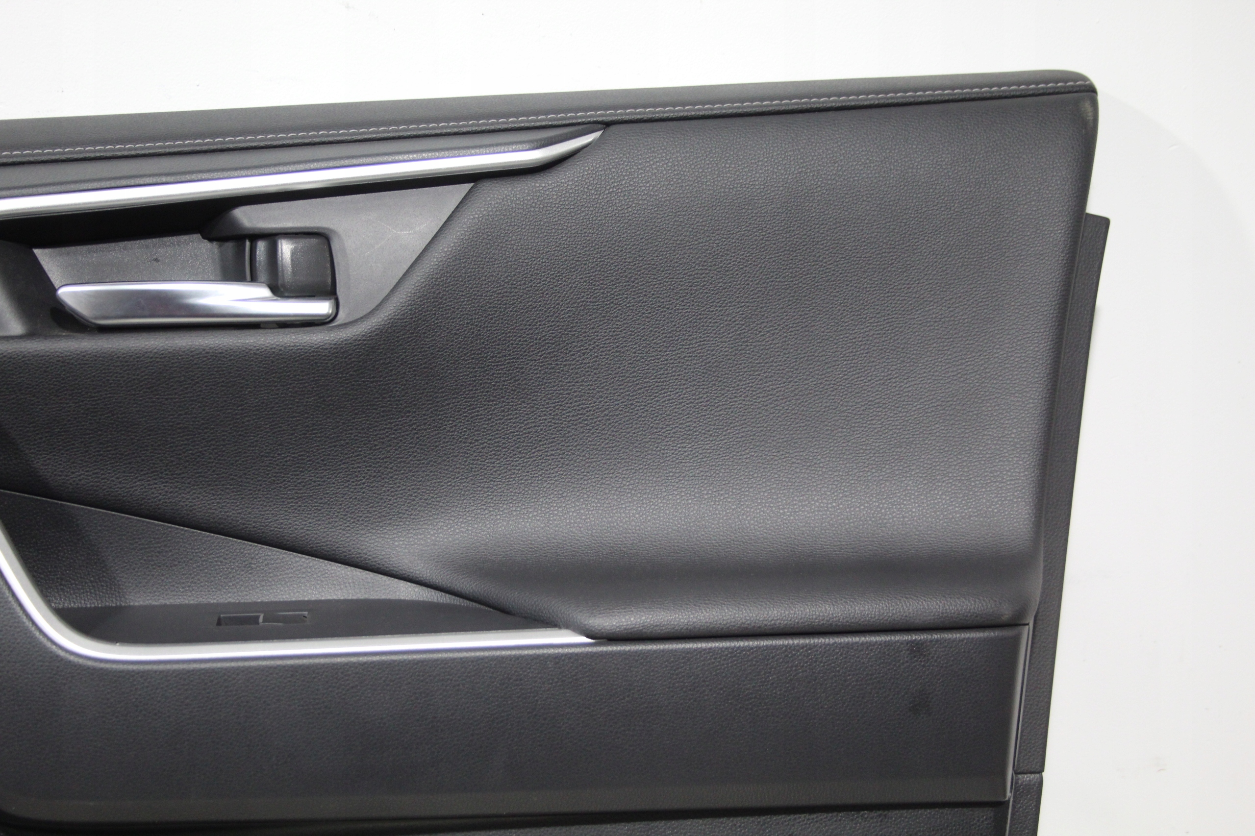 upholstery side door right front TOYOTA RAV4 V 5