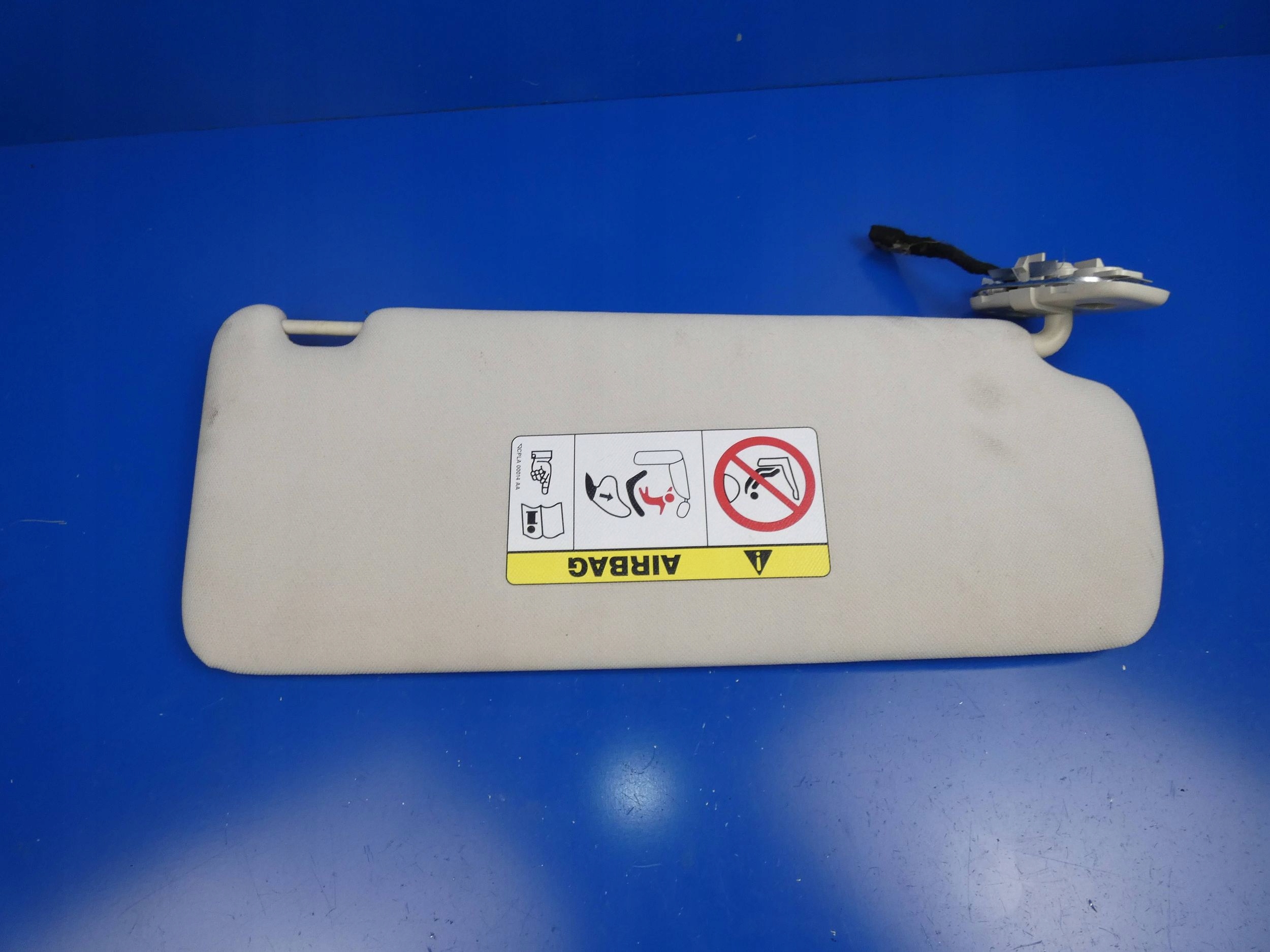 RANGE ROVER EVOQUE and L538 visor cover PRZECIWSLONECZNA left