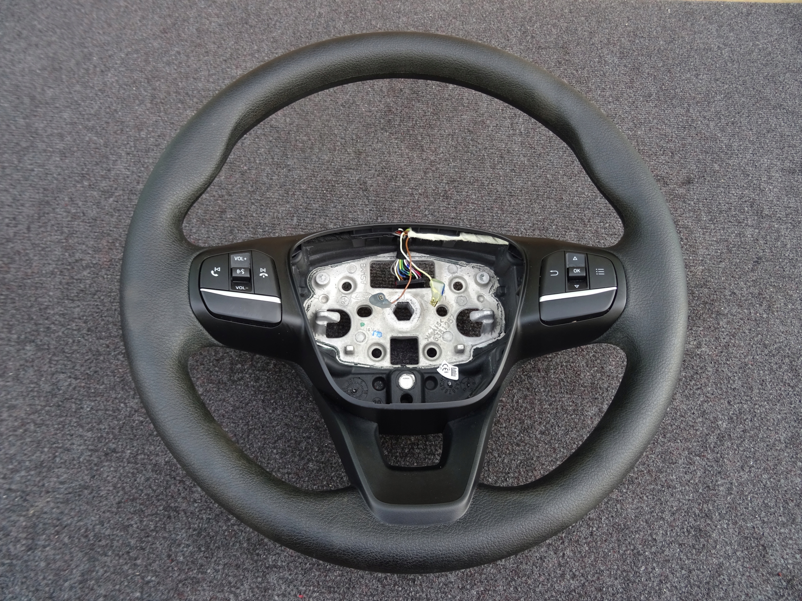 Ford Transit MK8 LIFT KIEROWNICA MULTI