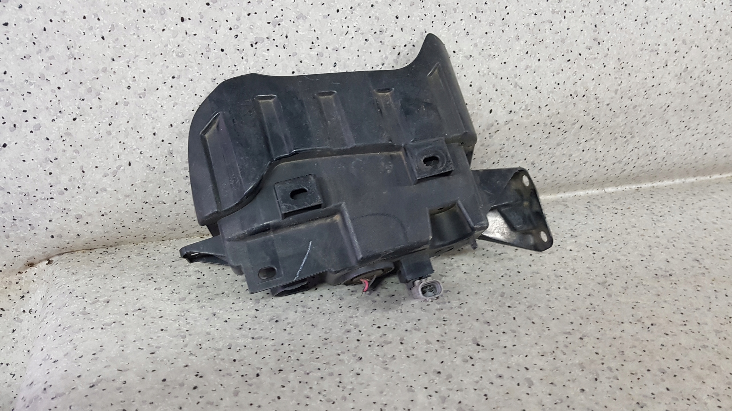 TOYOTA PRIUS + PLUS LIFT 2015 - links LED DRL Nebelscheinwerfer 2407
