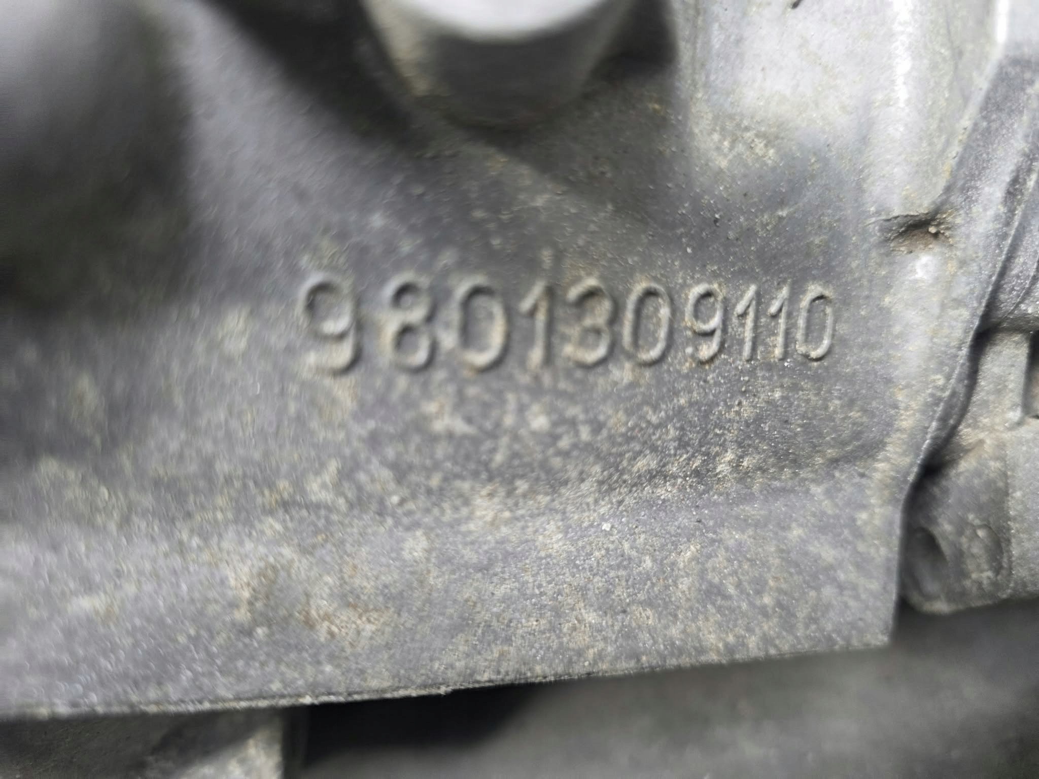 gearbox, PEUGEOT 2008 and LIFT 20EA59 6 gearbox MANUAL 9801309110
