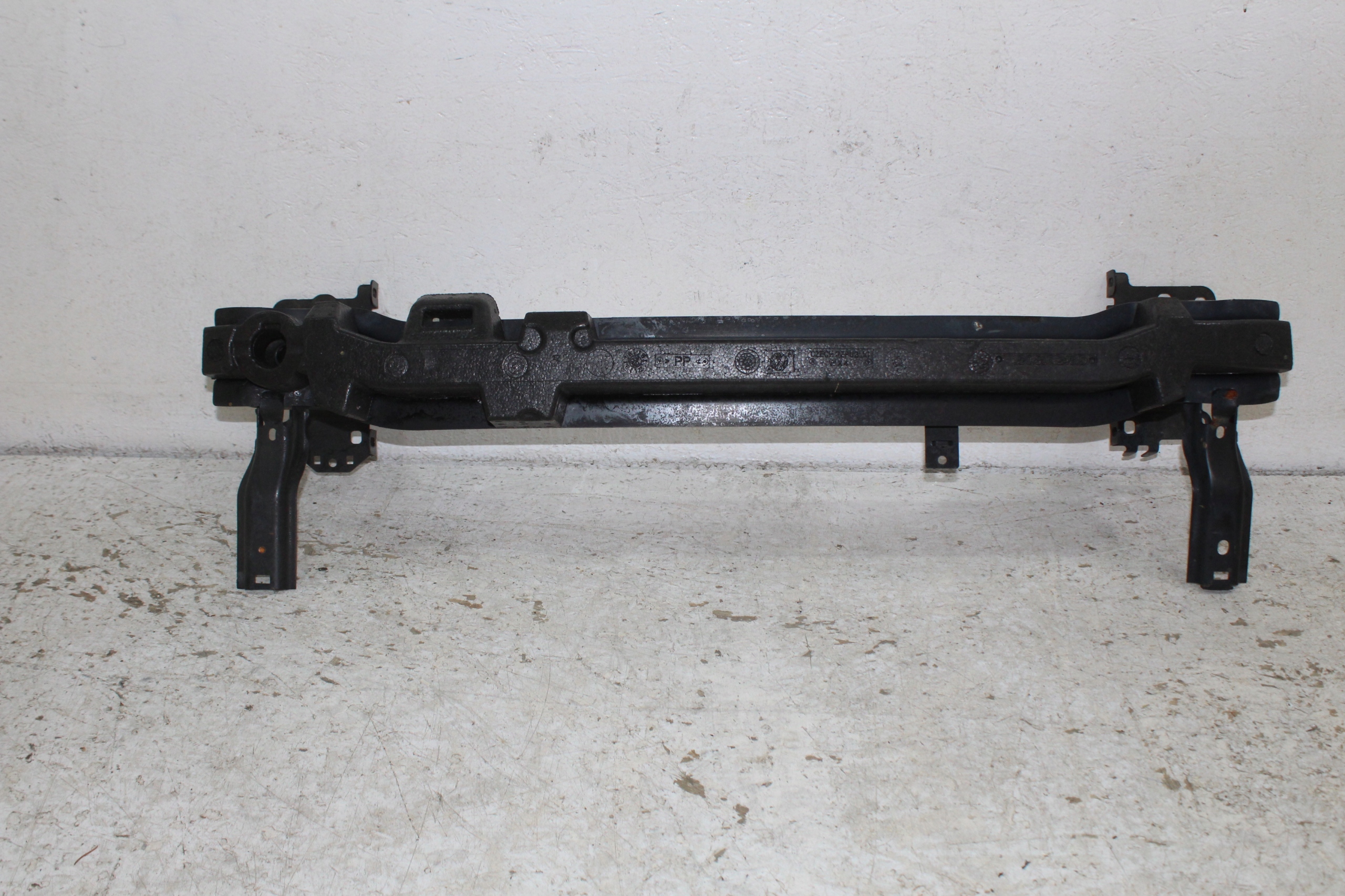 VW UP Lift bumper support front 1S0807109F