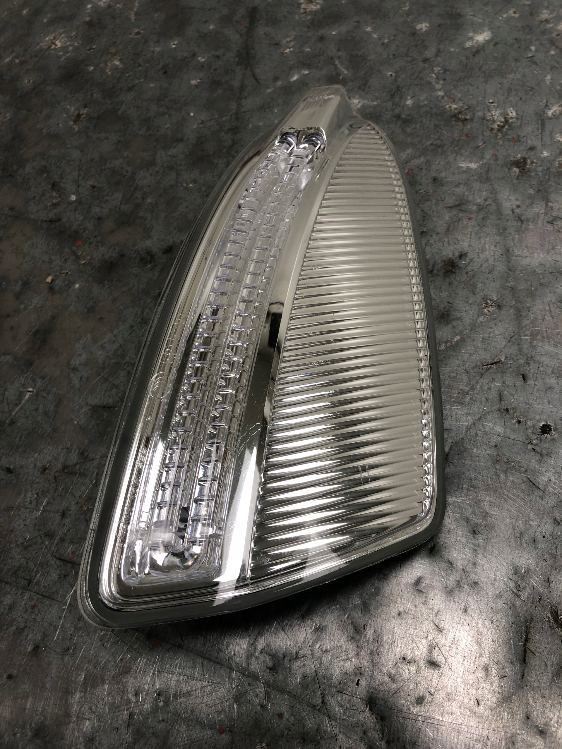 indicator mirrors right MERCEDES W204 A2048200821