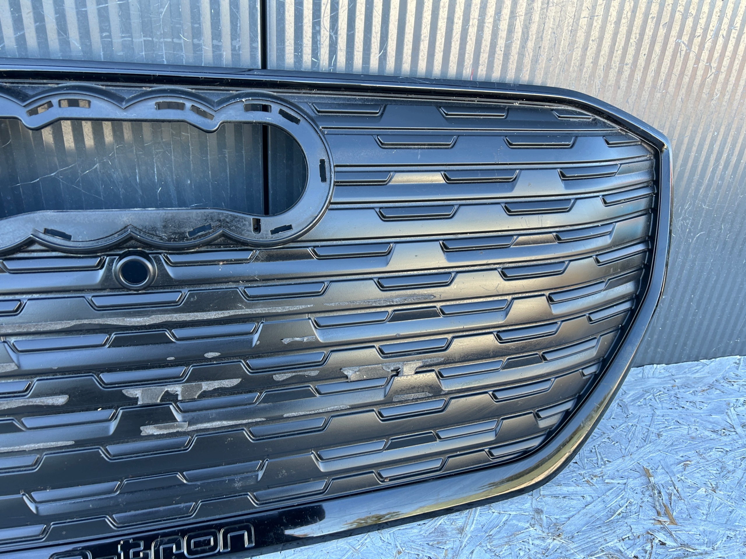 maska maska branika prednji dio AUDI Q4 E-TRON 89A853653A
