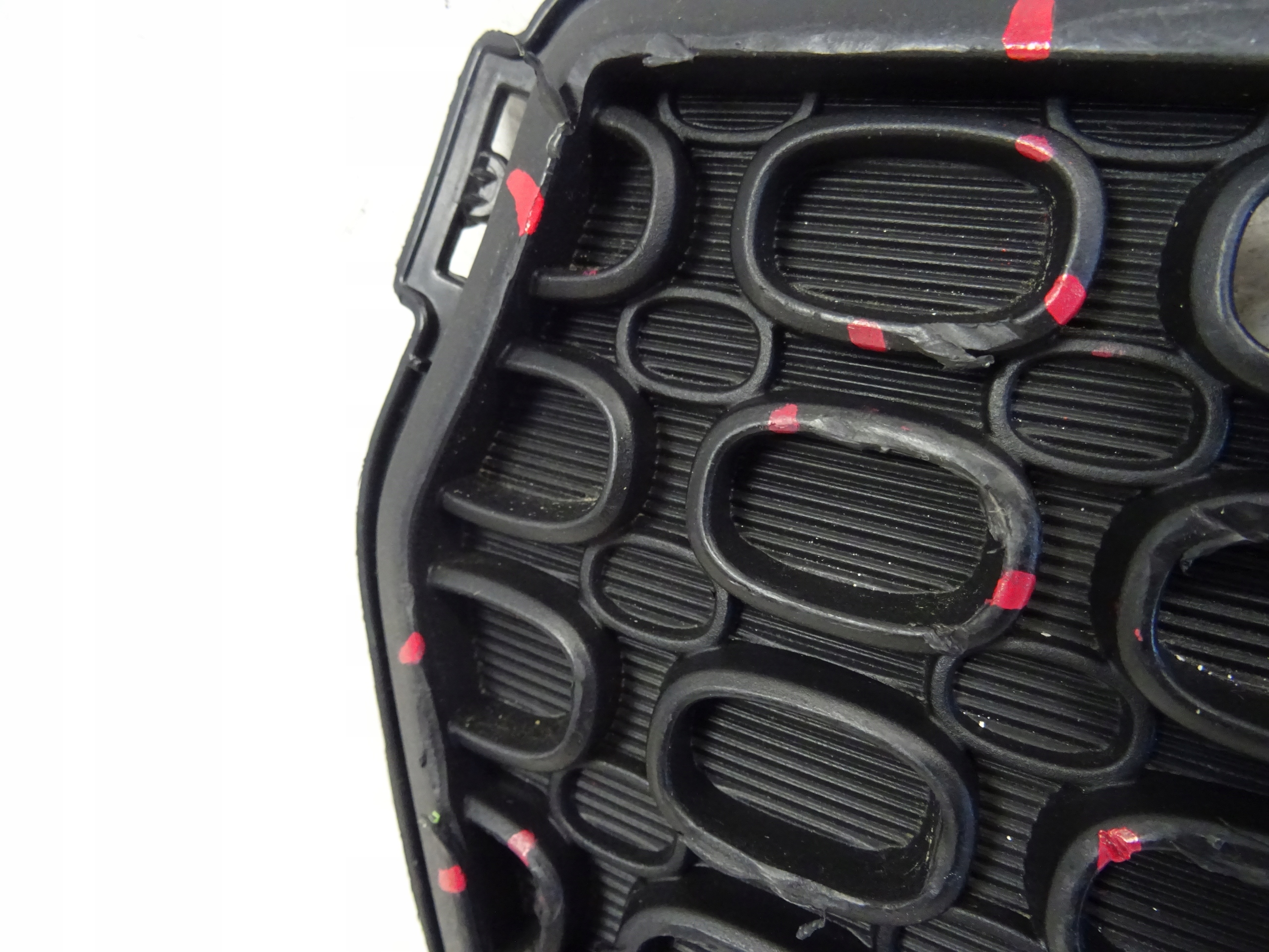 grid of a bumper front front KIA SOUL II 86561-B2000