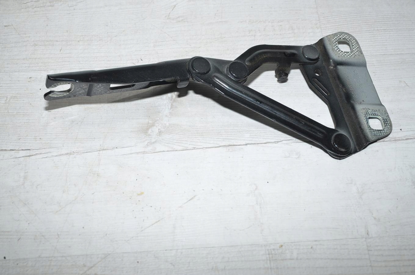hinge bonnets right Mercedes R-klasa W251