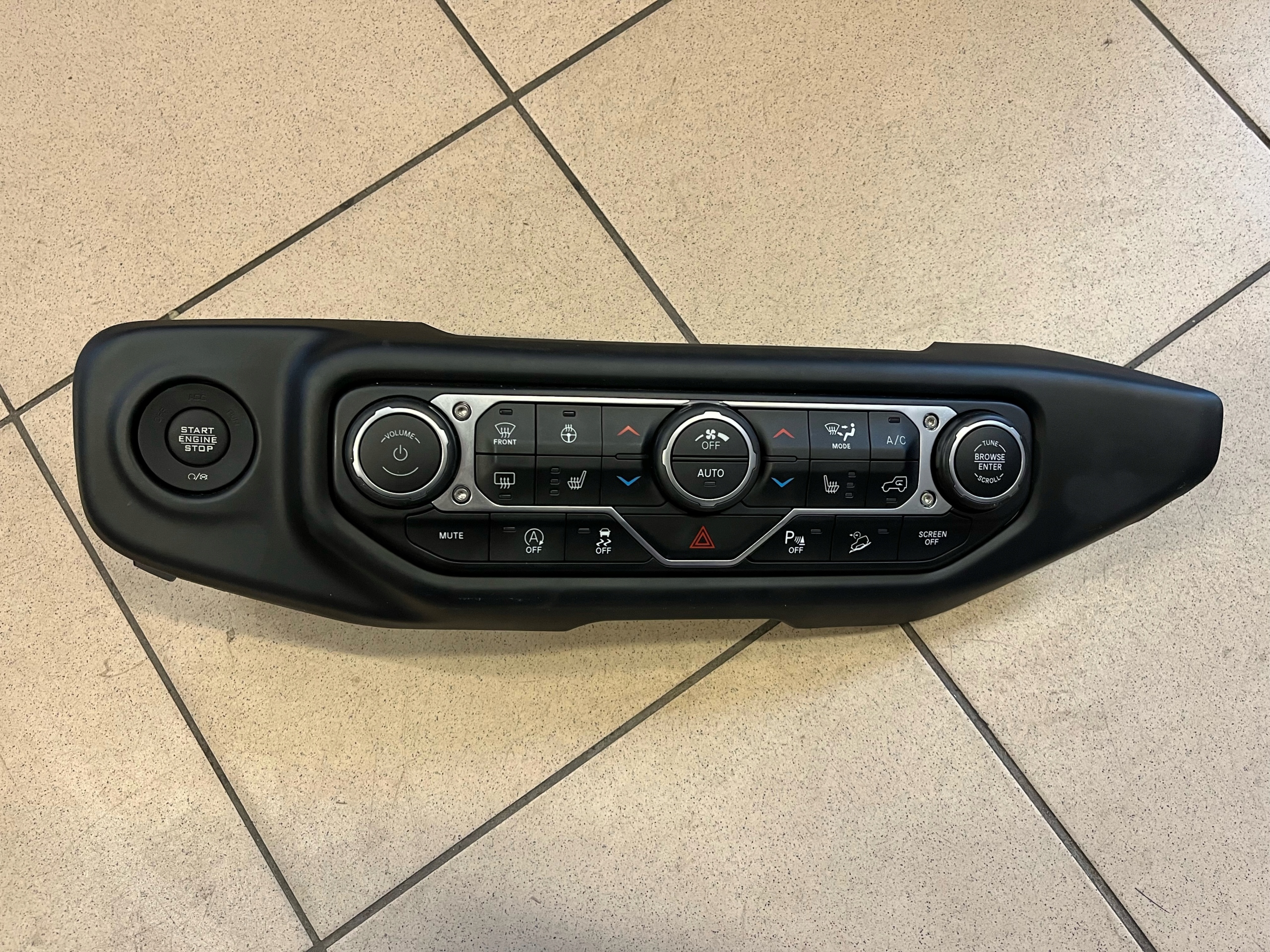 P6SX78DX9AA - ПЕРЕКЛЮЧАТЕЛЬ КОНДИЦИОНЕРА JEEP WRANGLER JL EU