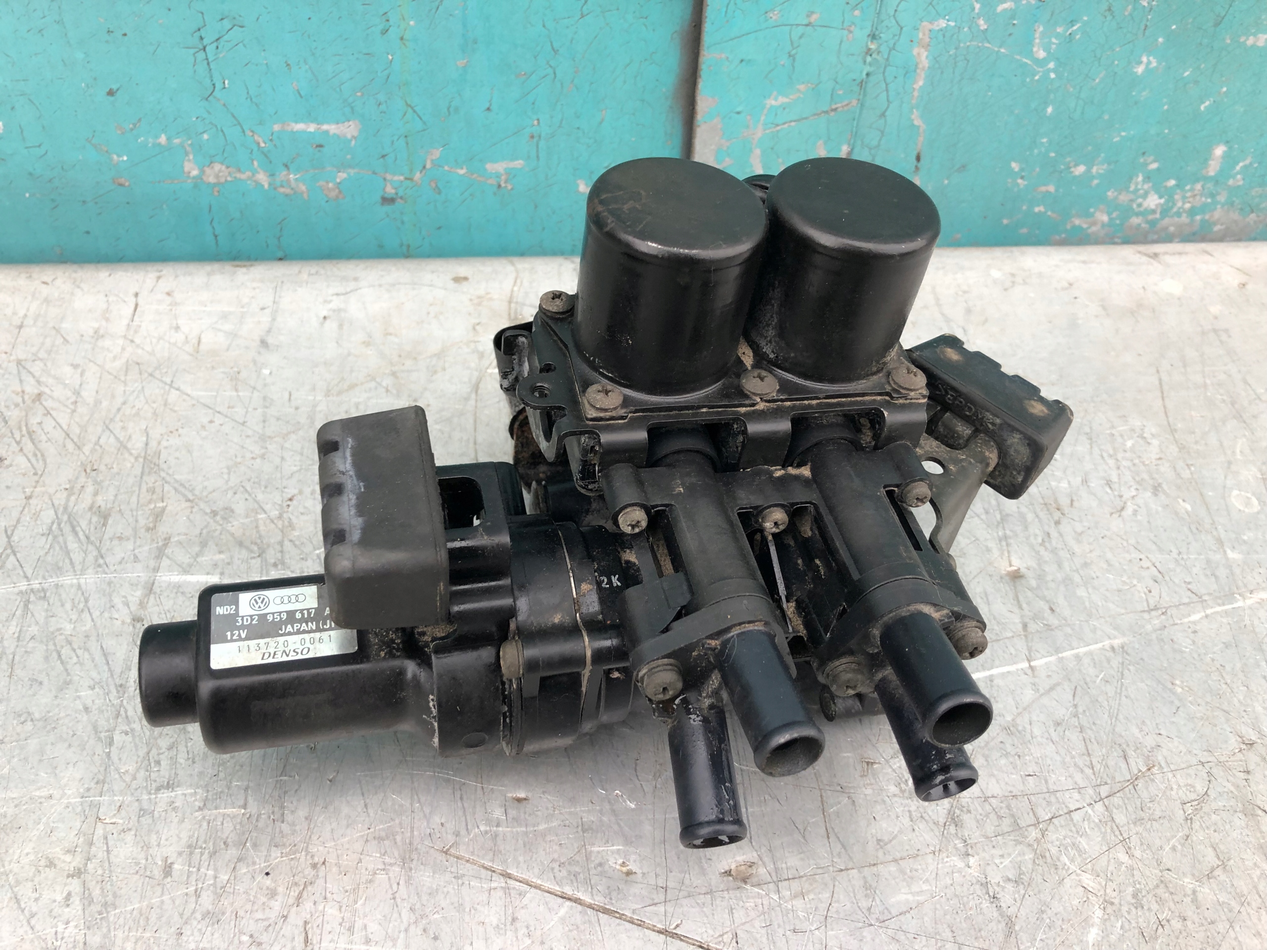 VW PHAETON 3,2 ELEKTROZAWORY ZAWÓR NAGRZEWNICY