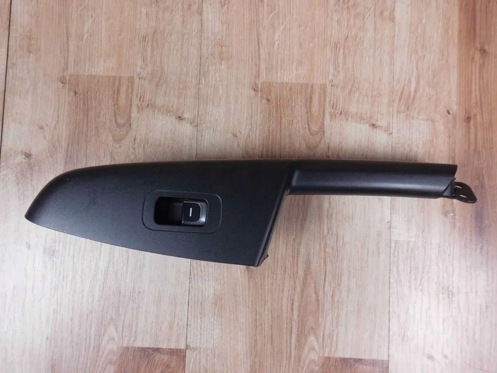 KIA Sportage IV switch windows left rear part