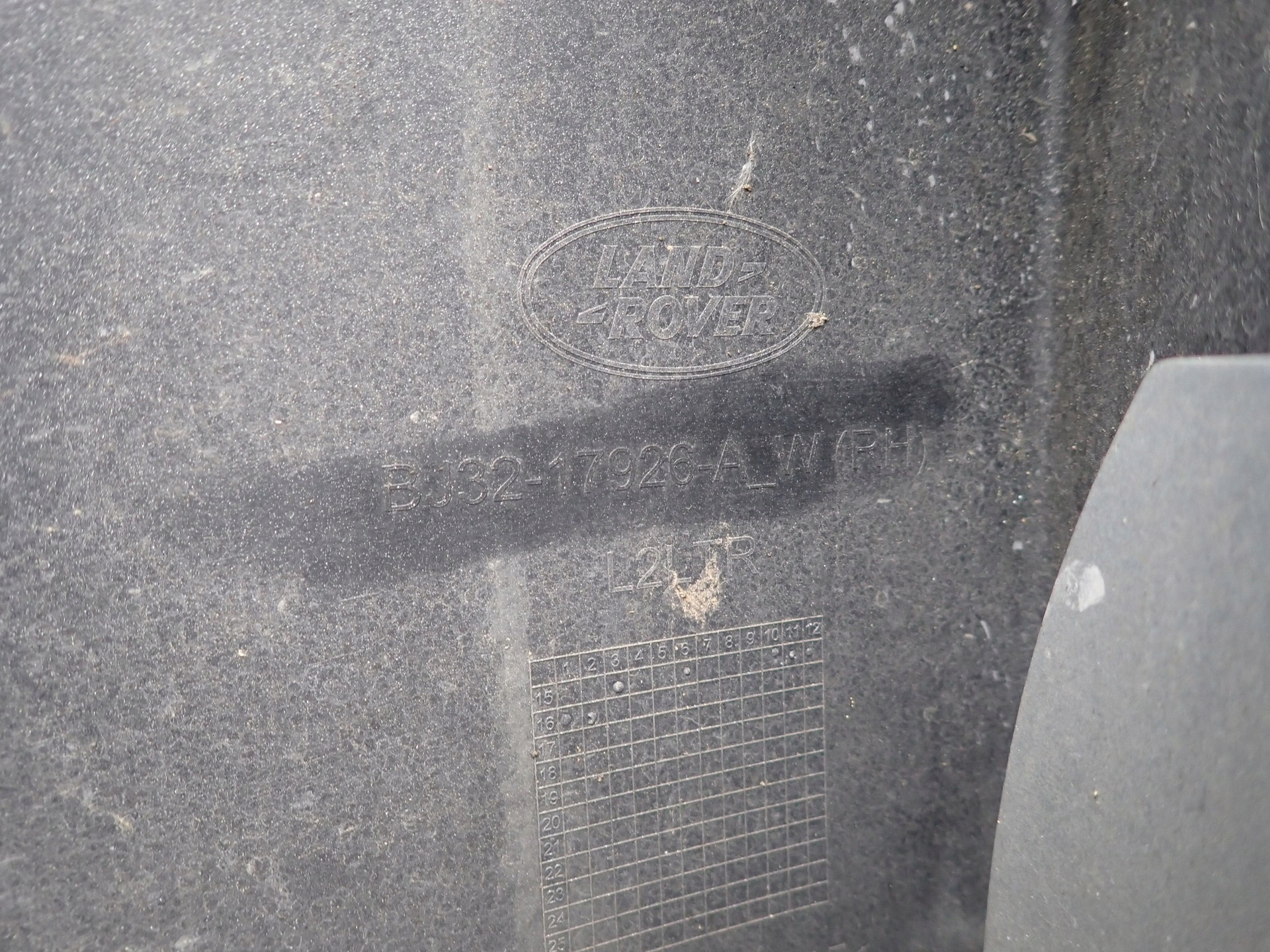 bumper rear part rear LAND ROVER RANGE ROVER EVOQUE DYMAMIC L538 2011