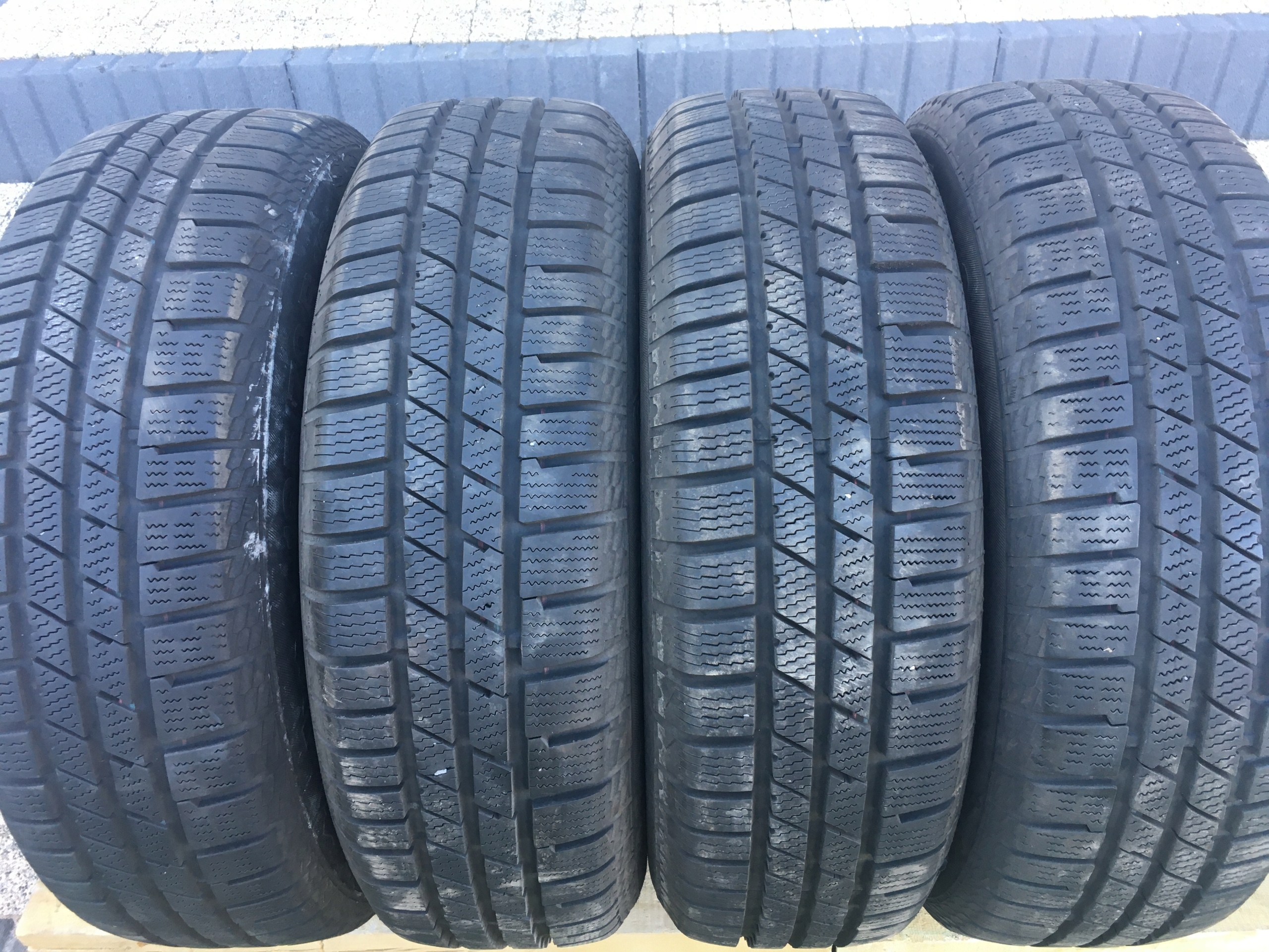 CONTINENTAL CROSCONTACT WINTER 195/70/16 2013