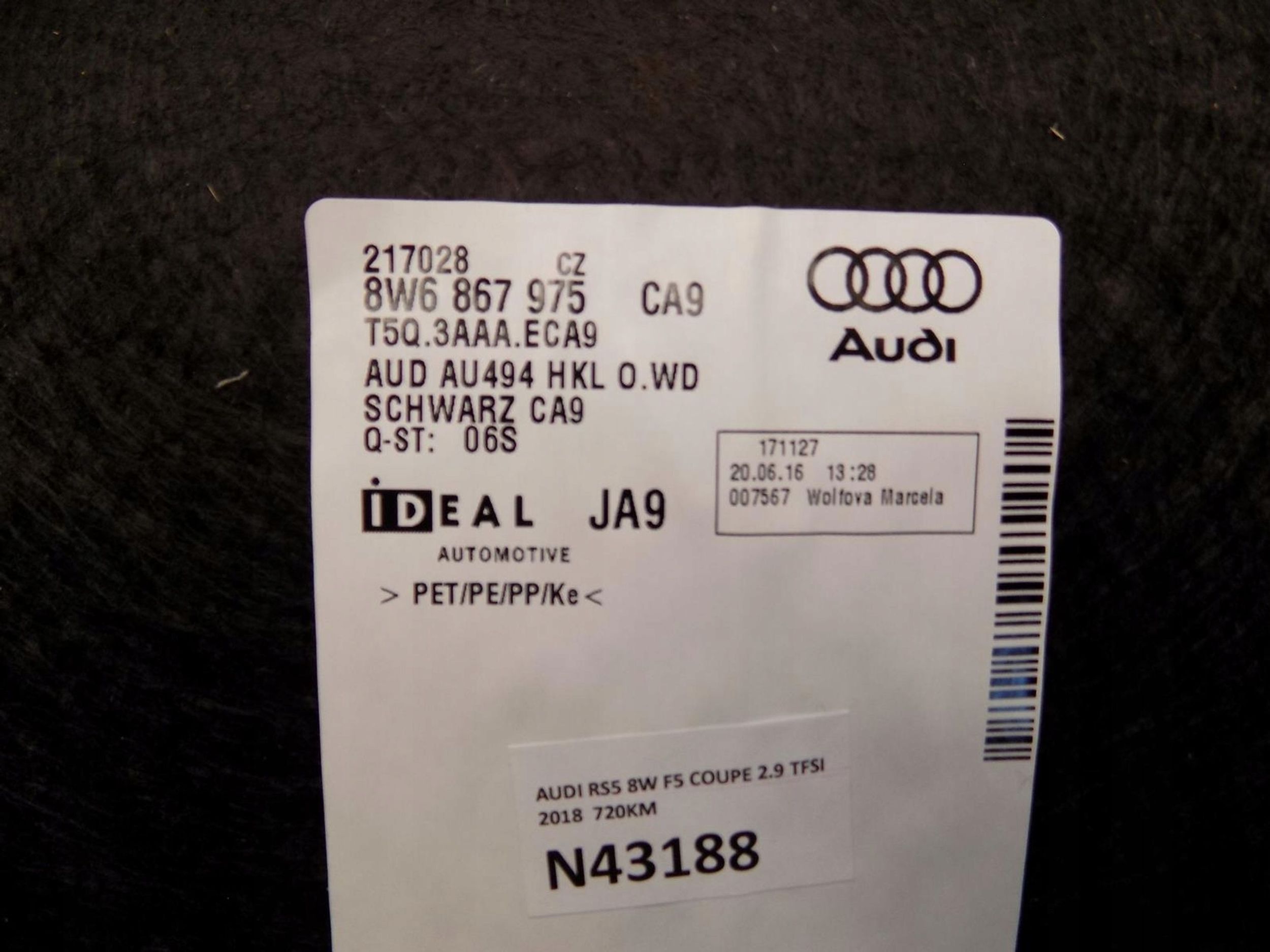 AUDI RS5 8W upholstery bonnet boot 8W6867975