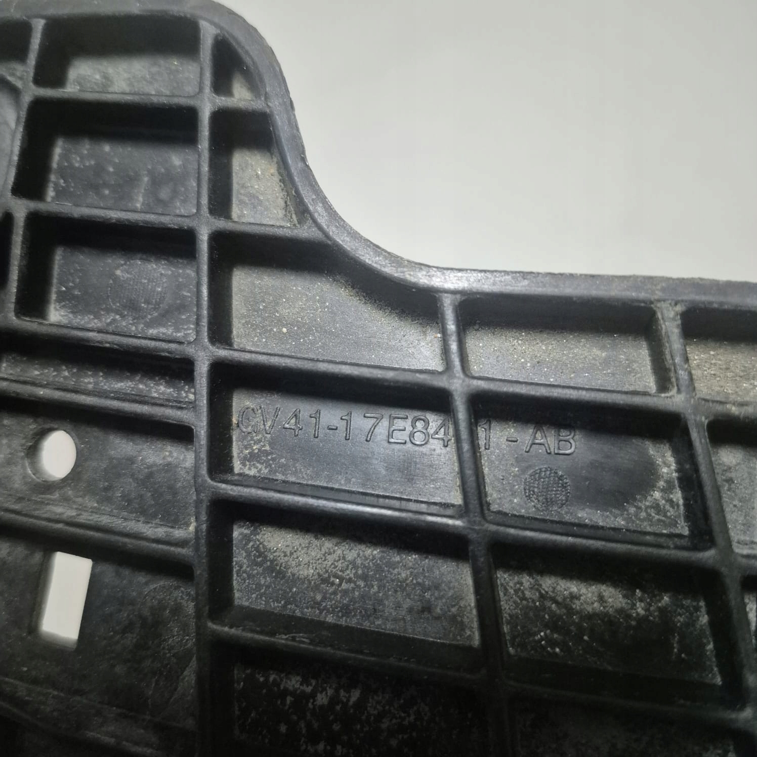 FORD KUGA II 2 MK2 LIFT 16-19 holder support left front front