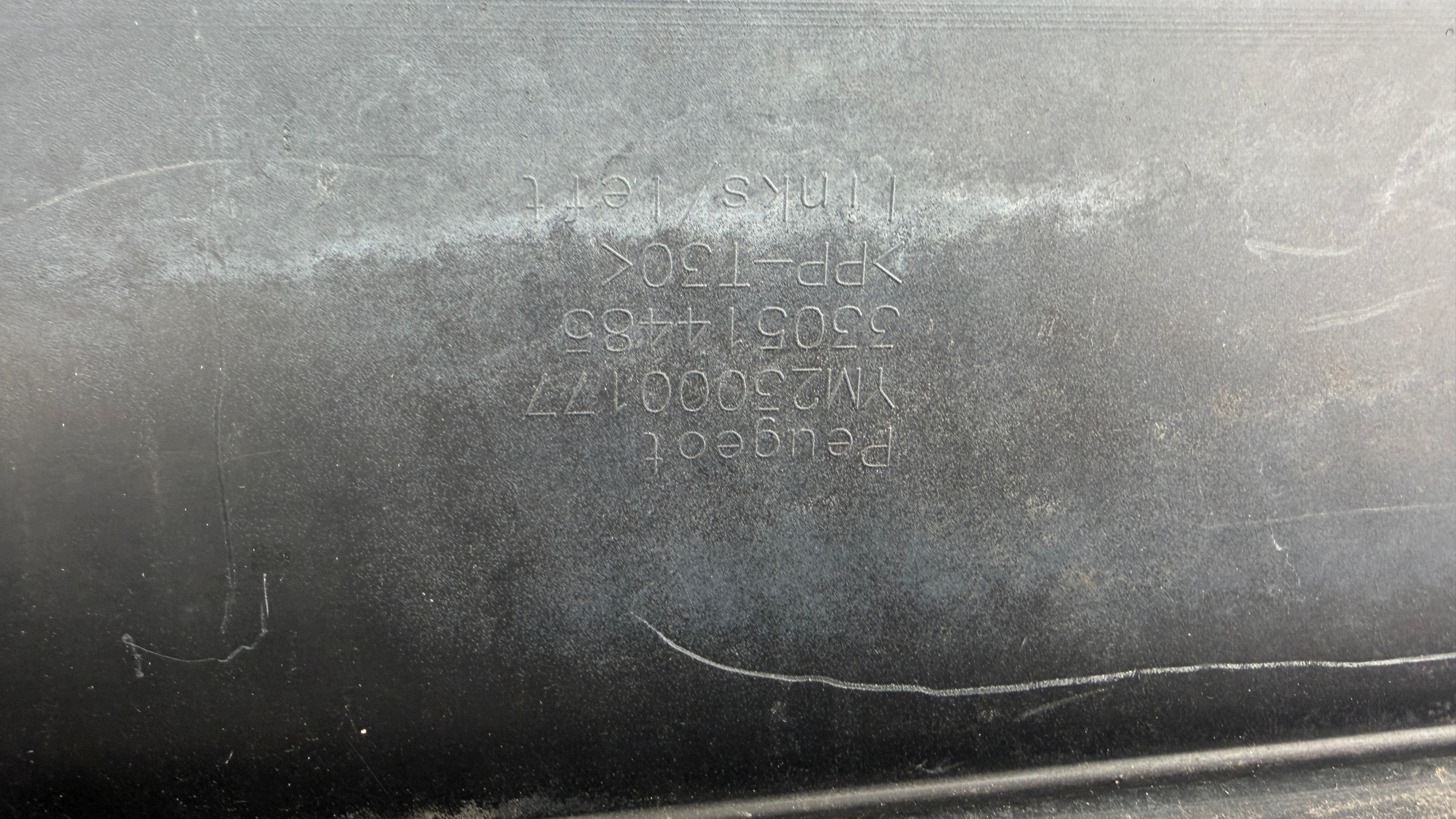 PEUGEOT RCZ left moulding threshold threshold cap YM23000177 Z305B
