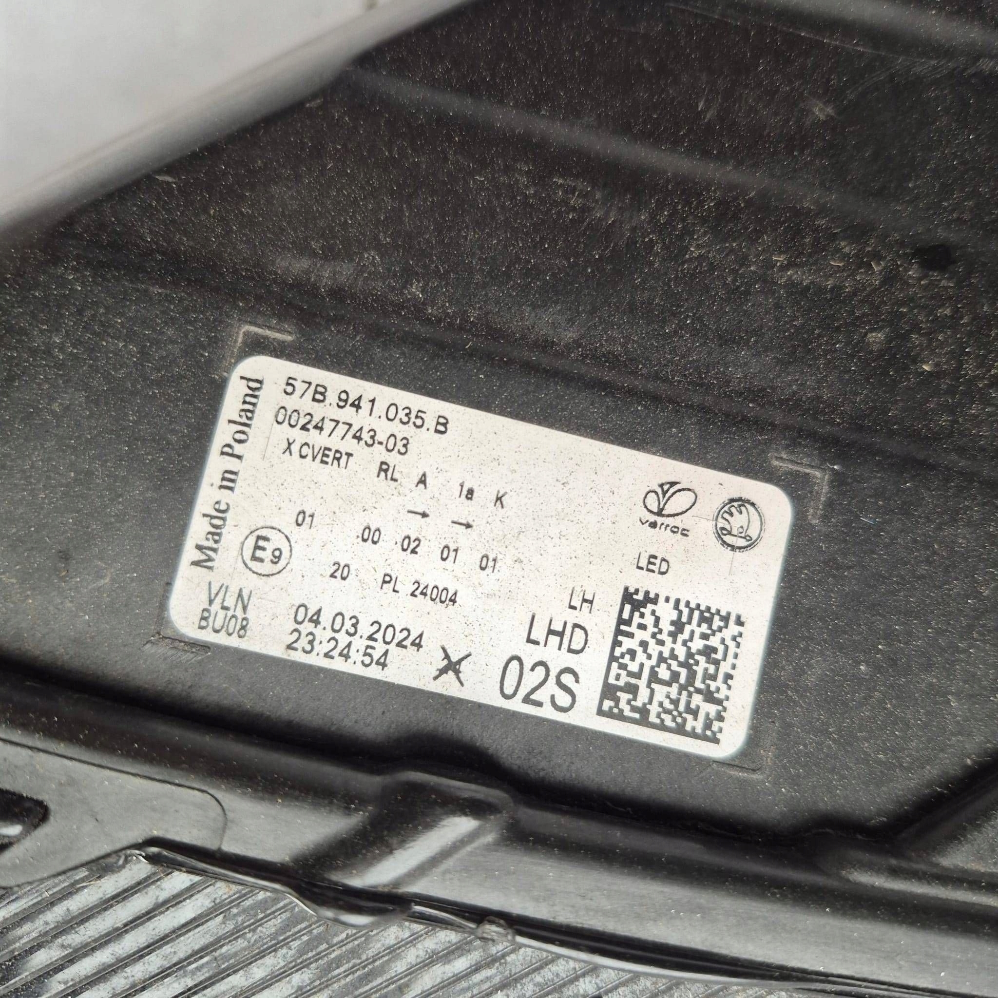 SKODA KAROQ LIFT 21- light left front front FULL LED 57B941035B