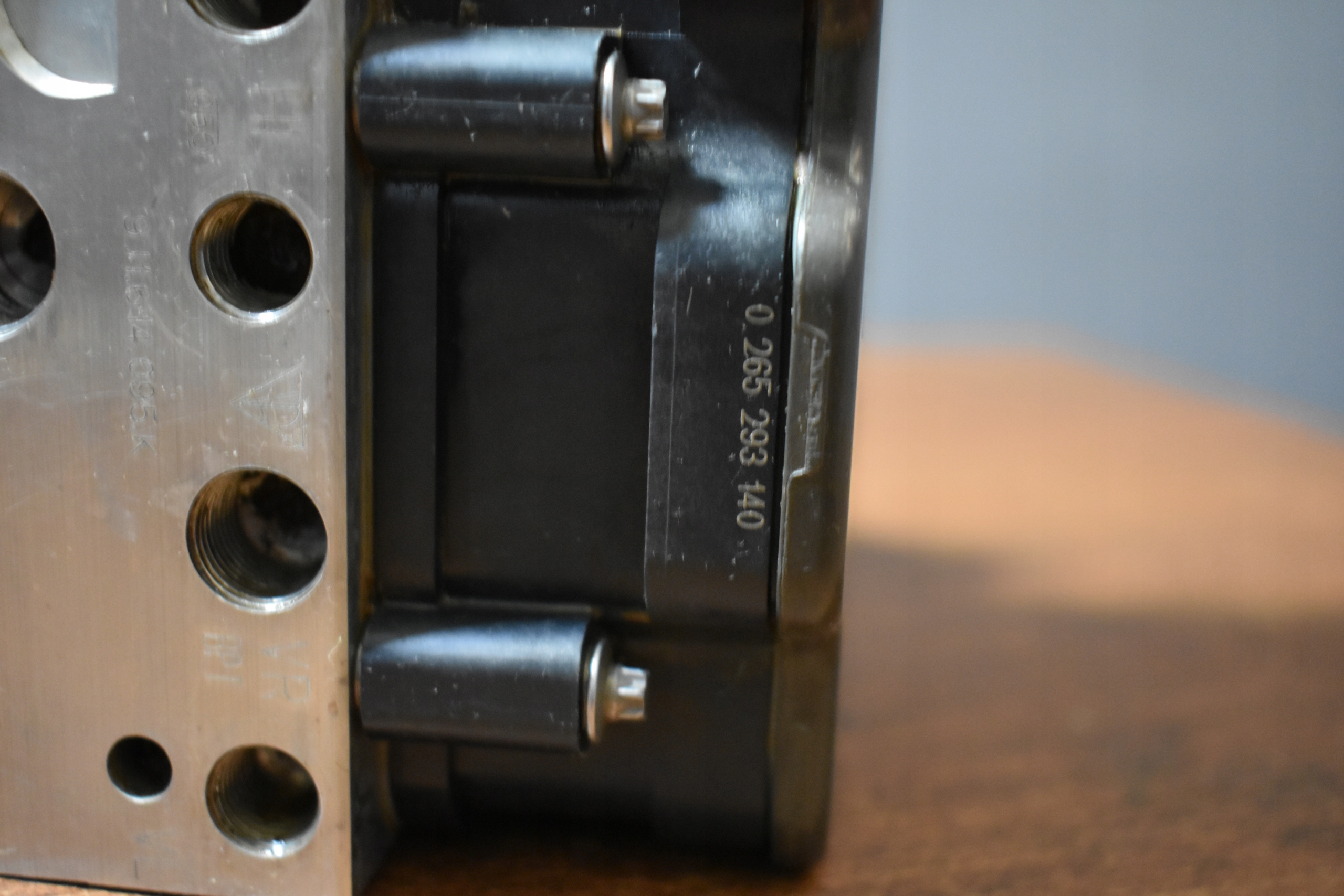 IDEALNY control unit pump ABS PORSCHE TAYCAN 1