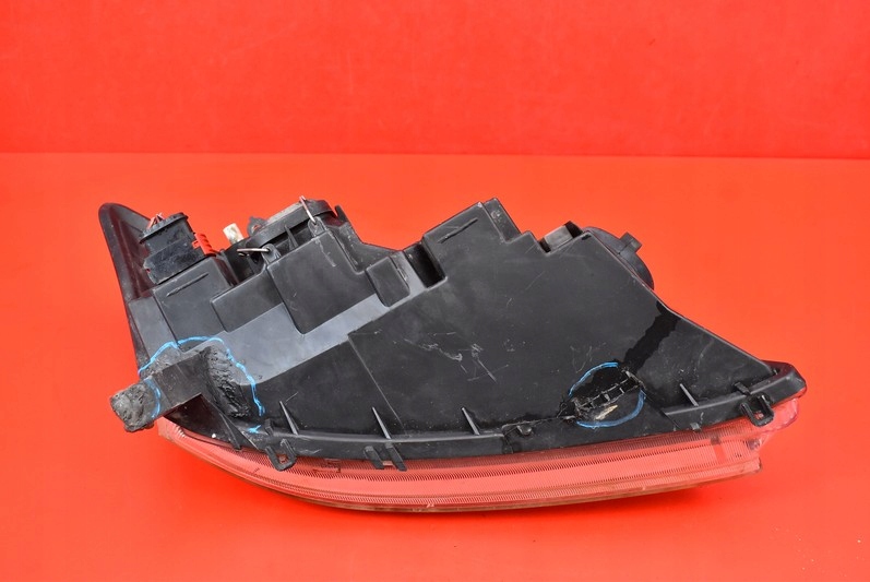 REFLEKTOR left light front EU 89006310 TOYOTA COROLLA E12 00-08