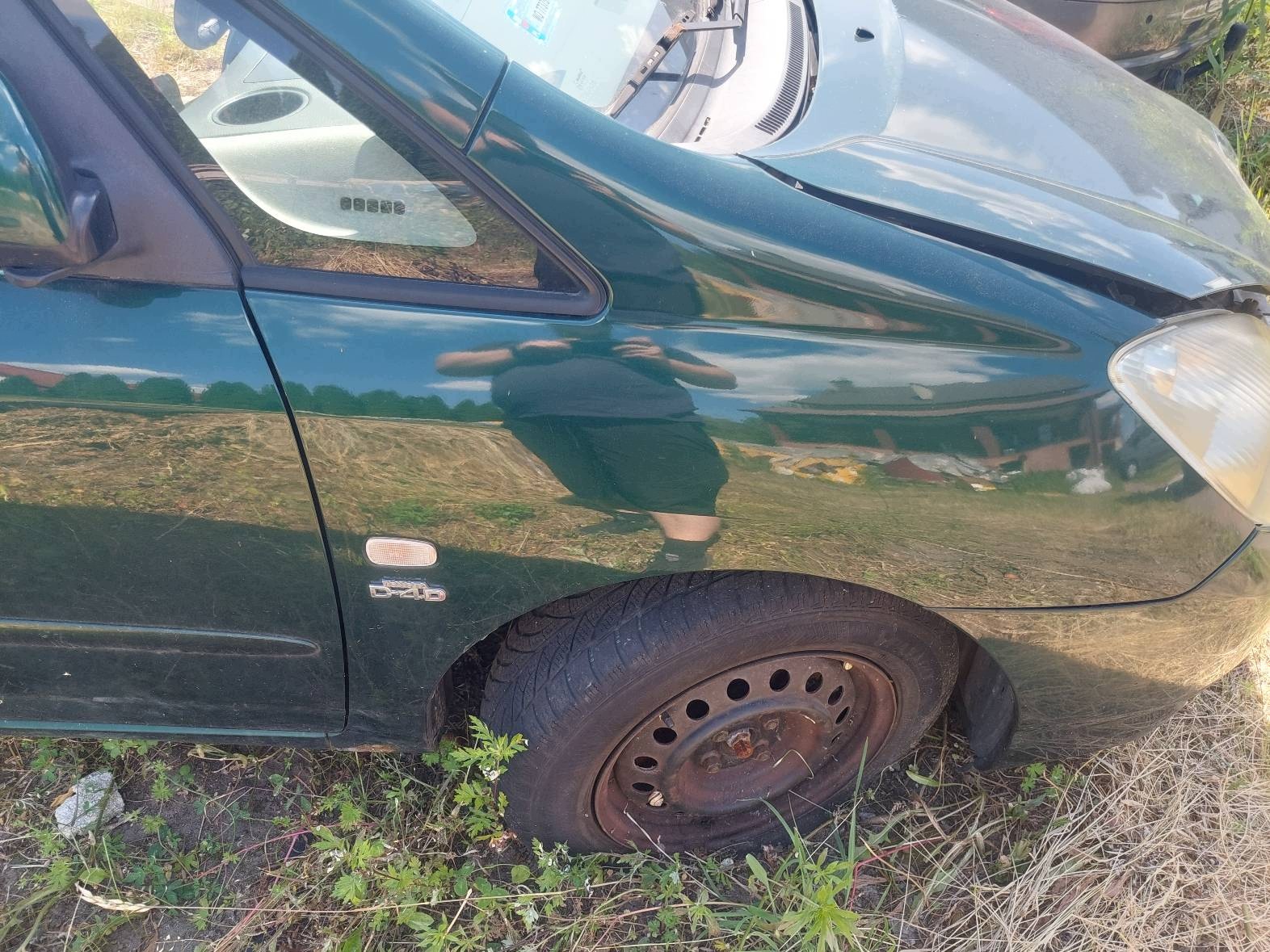 complete front bonnet bumper light fender TOYOTA COROLLA VERSO and 6R4