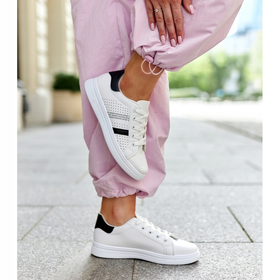 Biało-czarne sneakersy eko skóra r.41 Marka bez marki