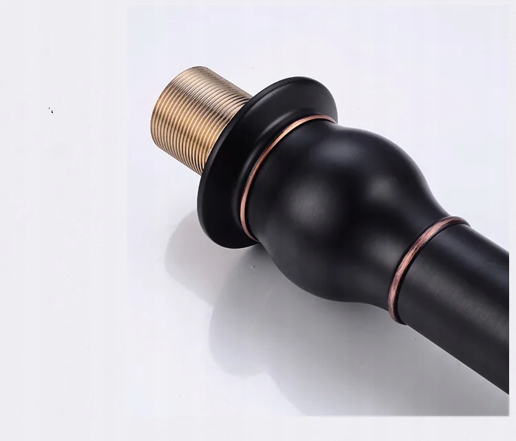 BATERIA UMYWALKOWA STOJĄCA RETRO OBROTOWA WYLEWKA KRAN MOSIĄDZ ARI CZARNA Liczba uchwytów jednouchwytowa