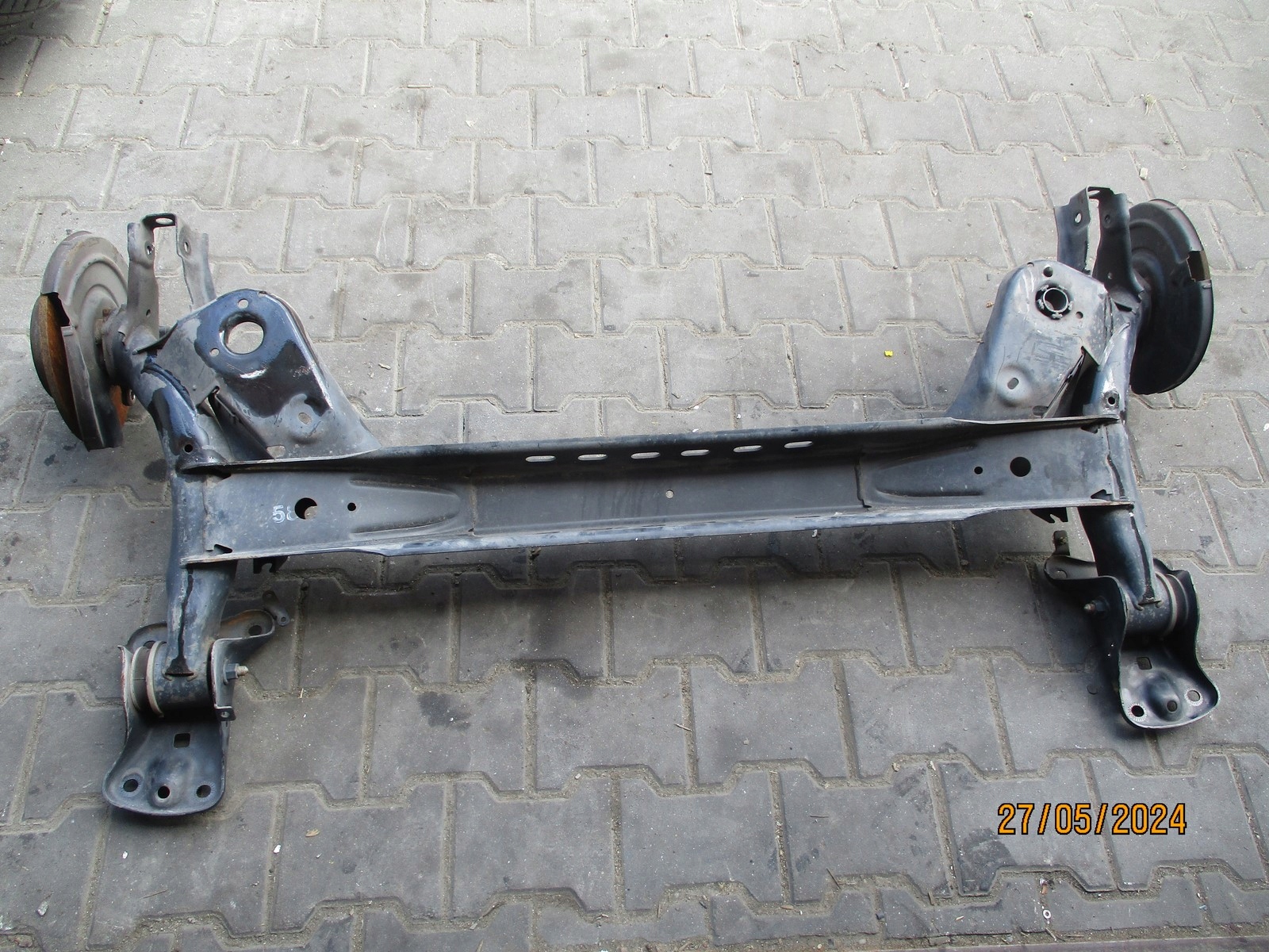axis rear sususpension VW TAIGO 2G7