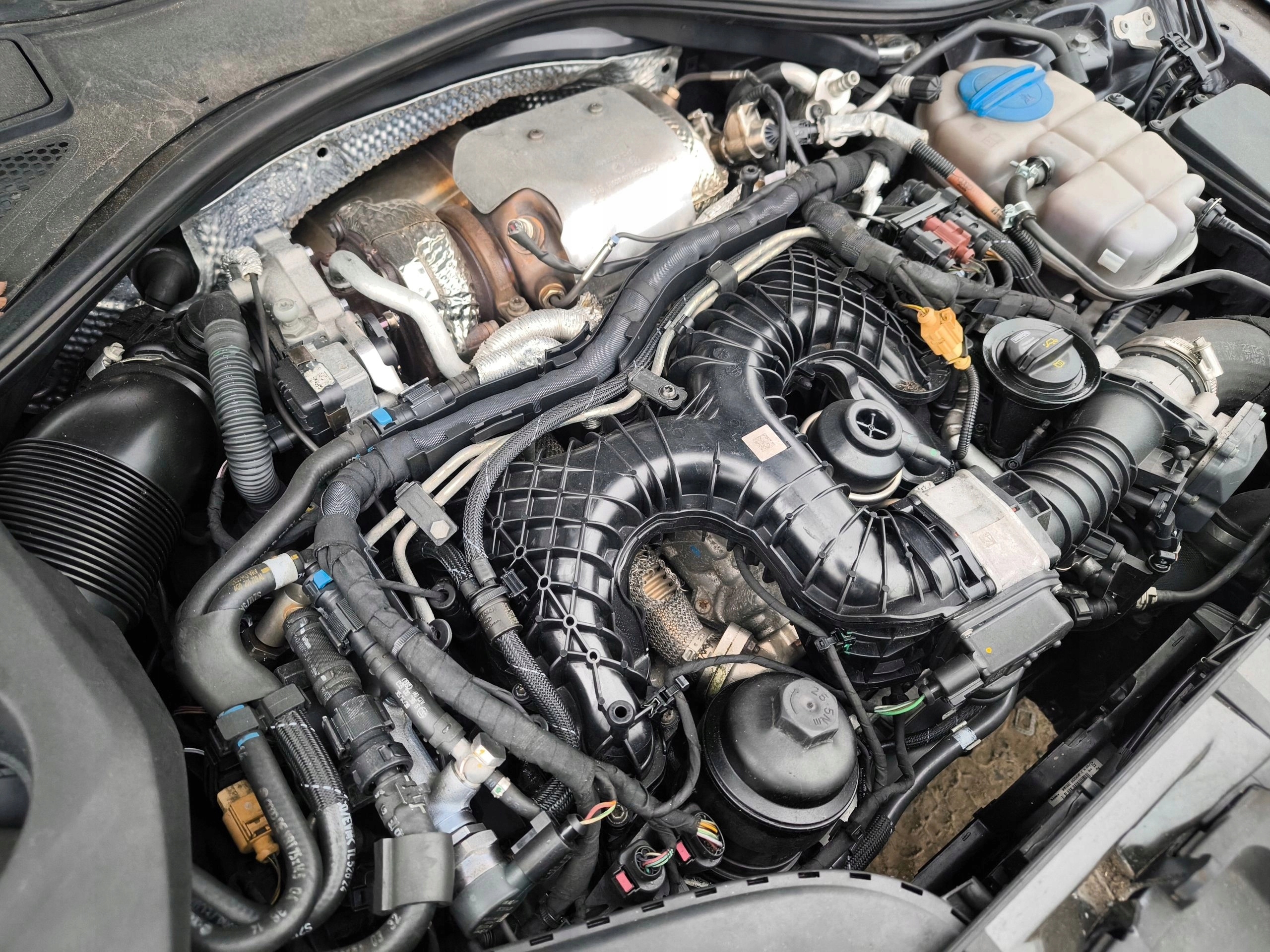 engine complete AUDI A4 A5 A6 Q7 3.0 TDI CRT CRTD original !!!
