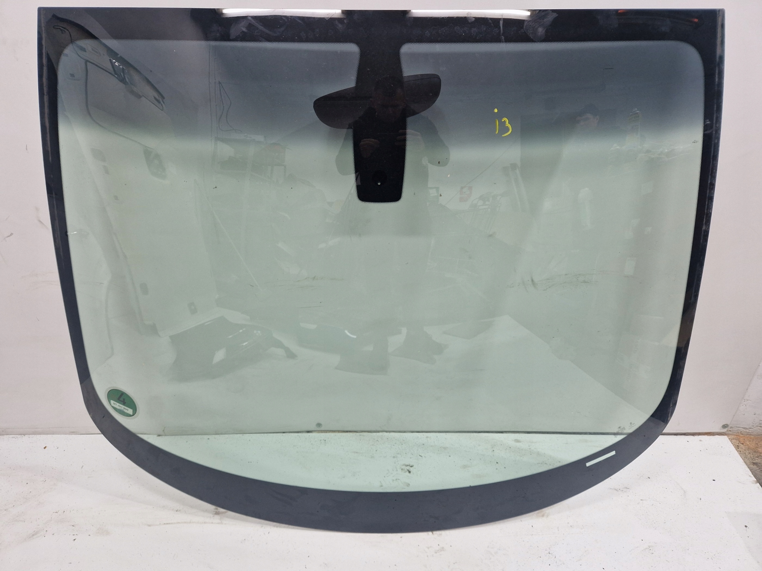 СТЕКЛО ПЕРЕДНЯЯ ПЕРЕД BMW I3 EU