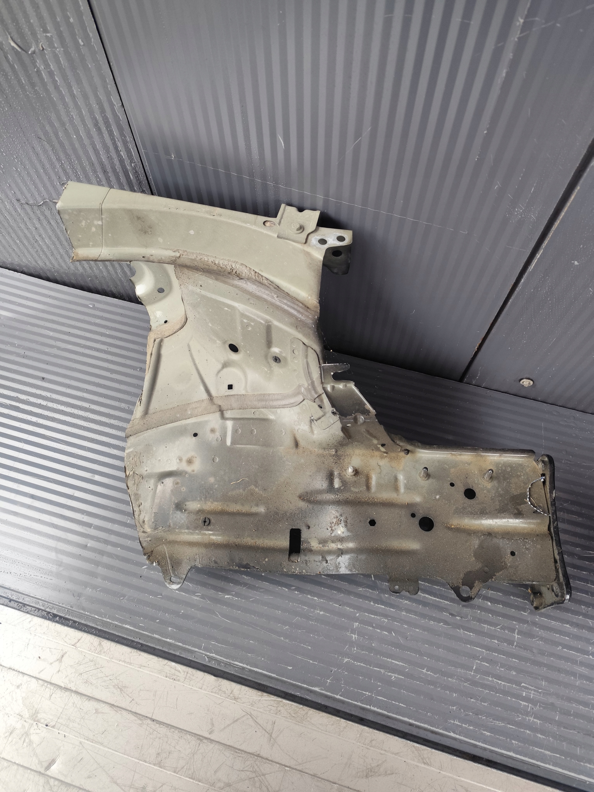 VW GOLF VII čtvrtka přední pravá