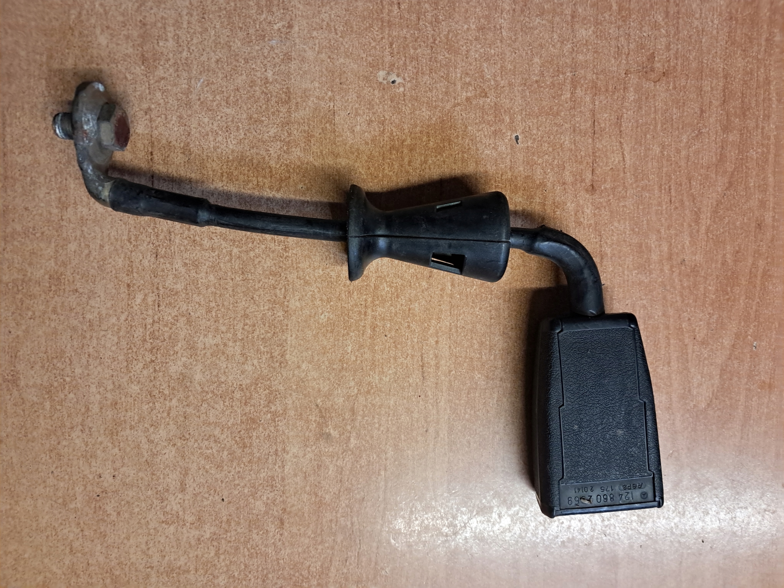 KLAMRA PASOW di sicurezza MERCEDES W124 1248602569