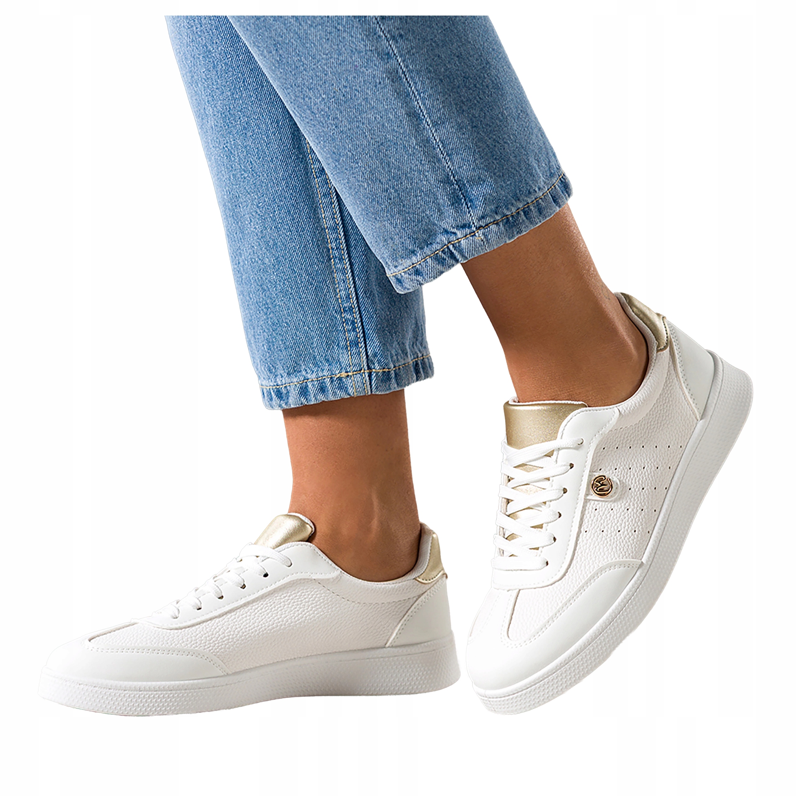 Bílé dámské šněrovací tenisky s ozdobou, zlaté sportovní vložky, velikost 41