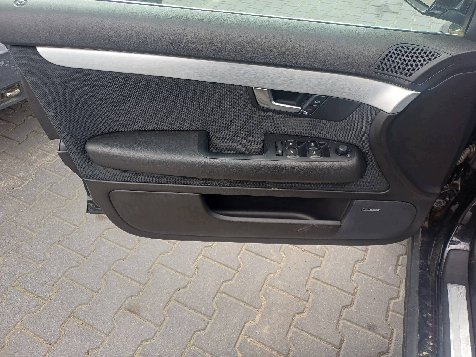 door complete left front AUDI A4 B7 LZ9Y