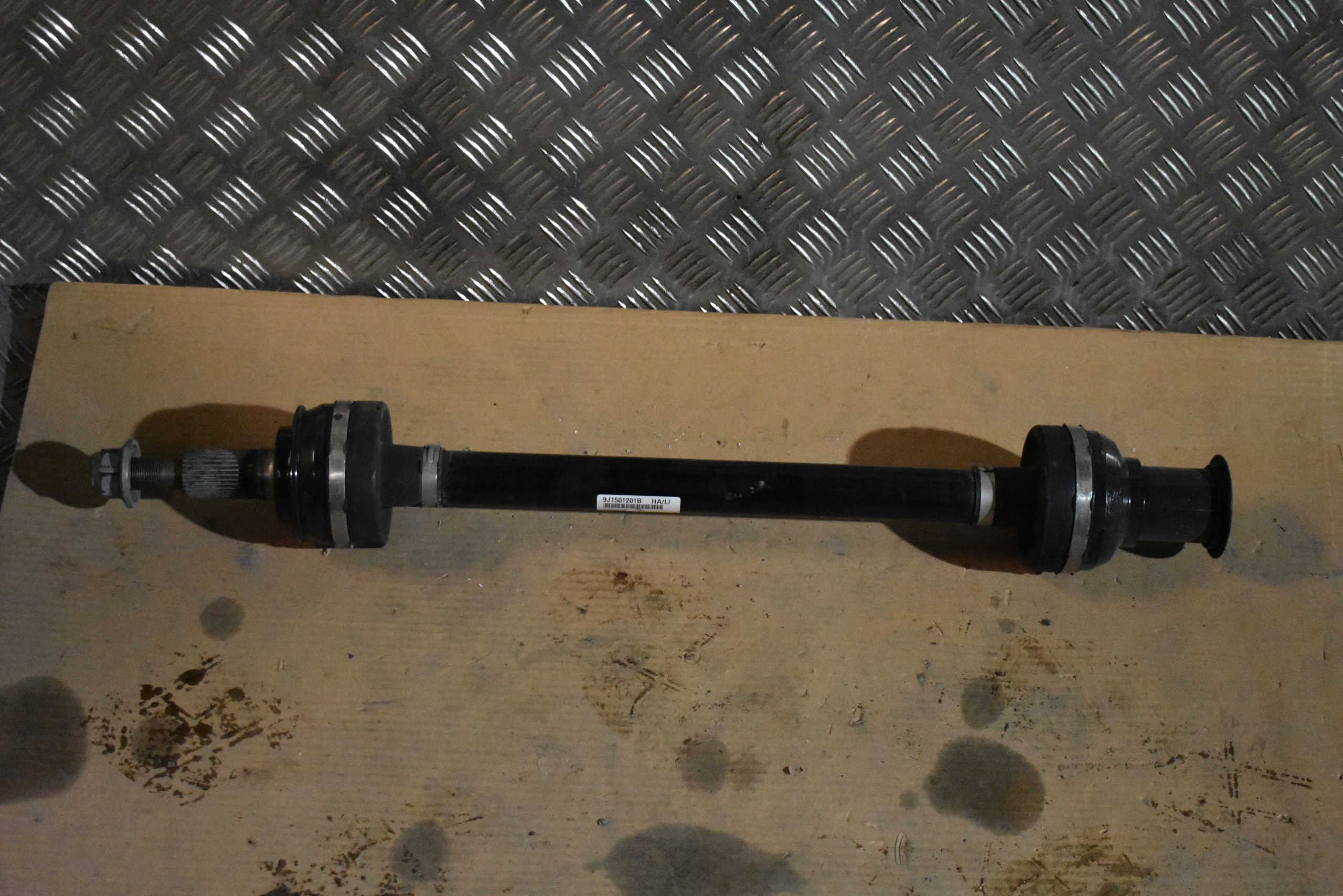 perfect condition semi-axis rear left PORSCHE TAYCAN 1