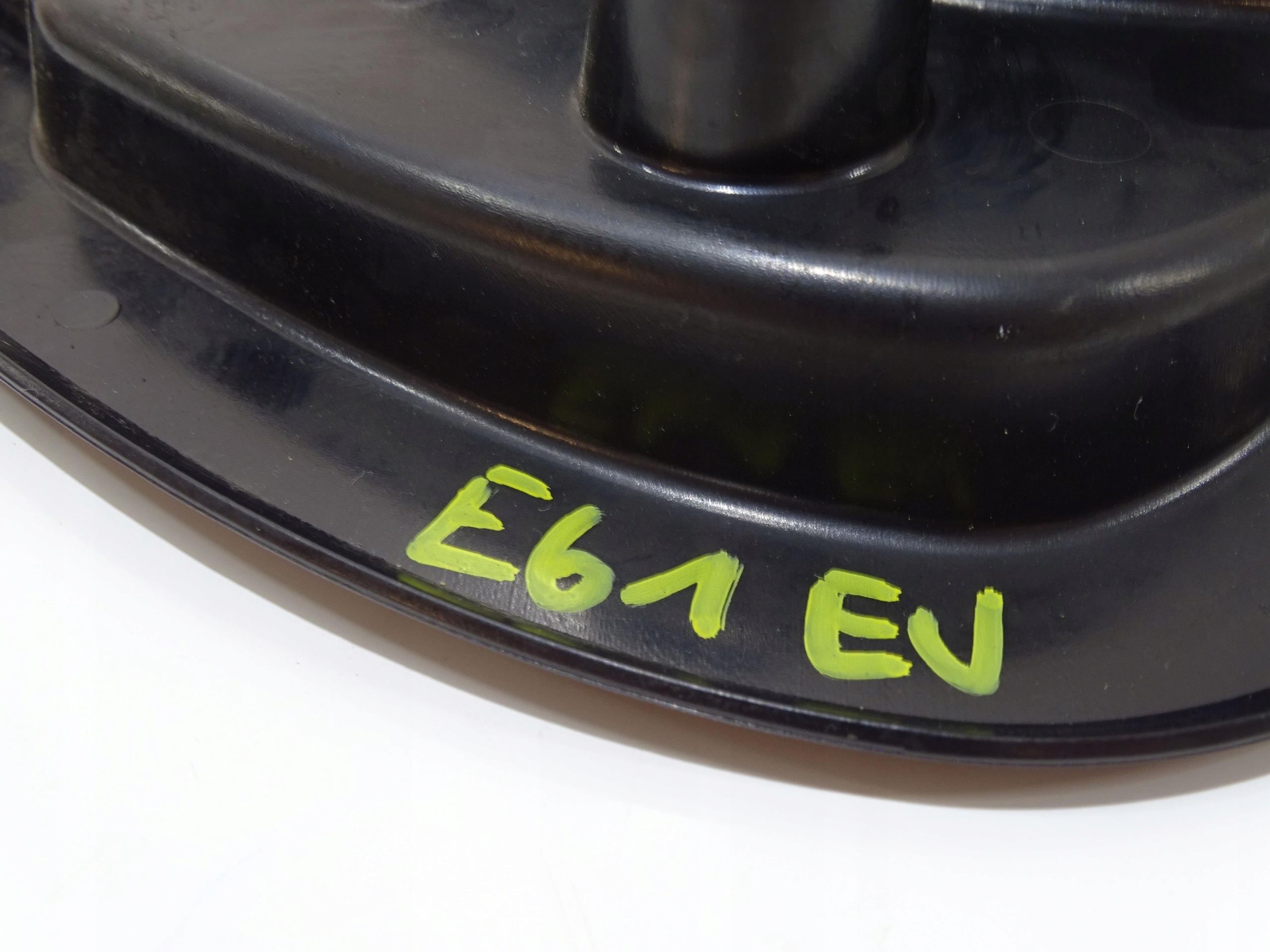 kryt SLUPKA PRAHU levá BMW 5 E60 E61 OE 7025029 (4817908) EU