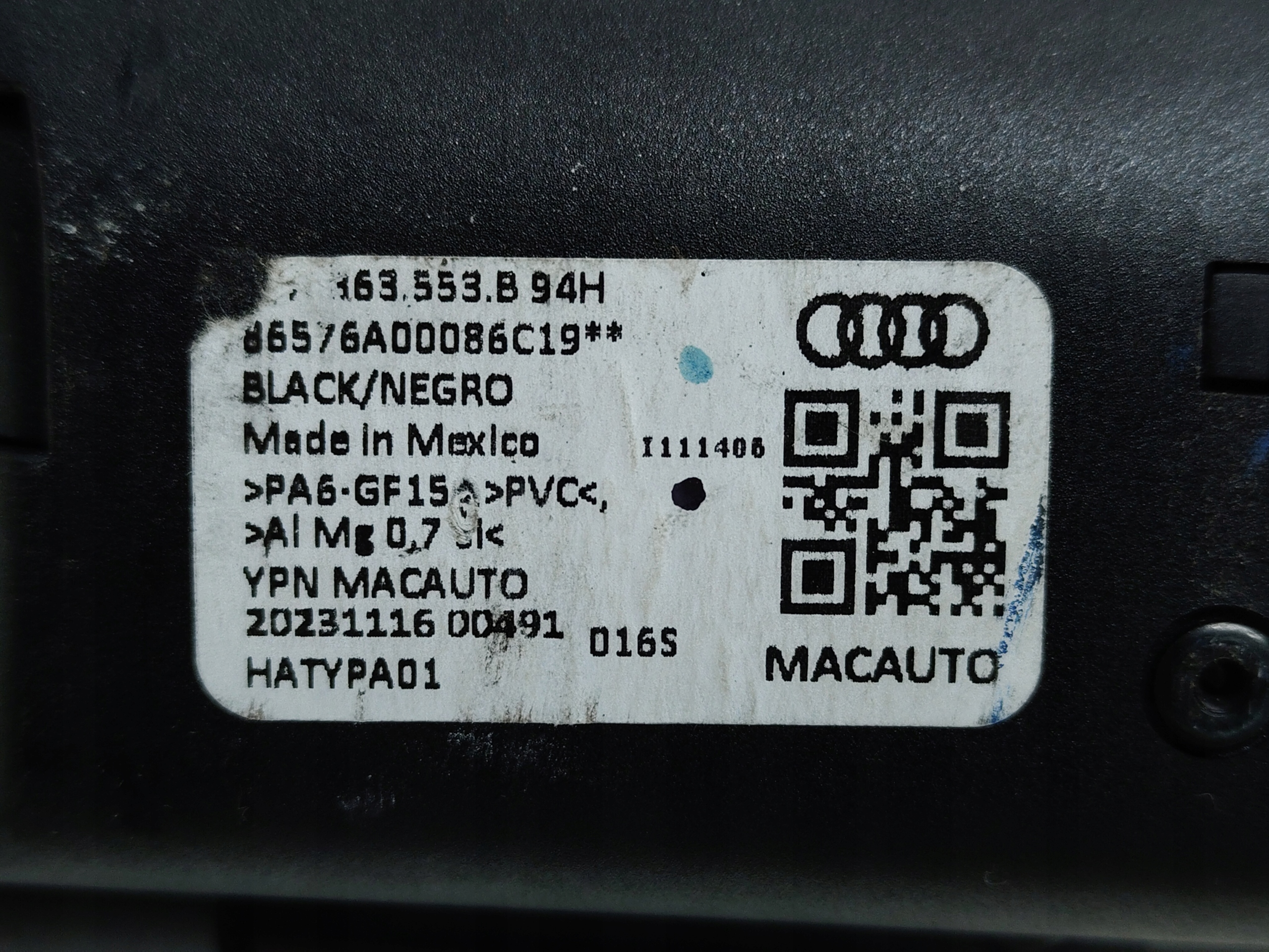 Audi Q5 80A ролета багажника 80A863553B оригинал 2016-